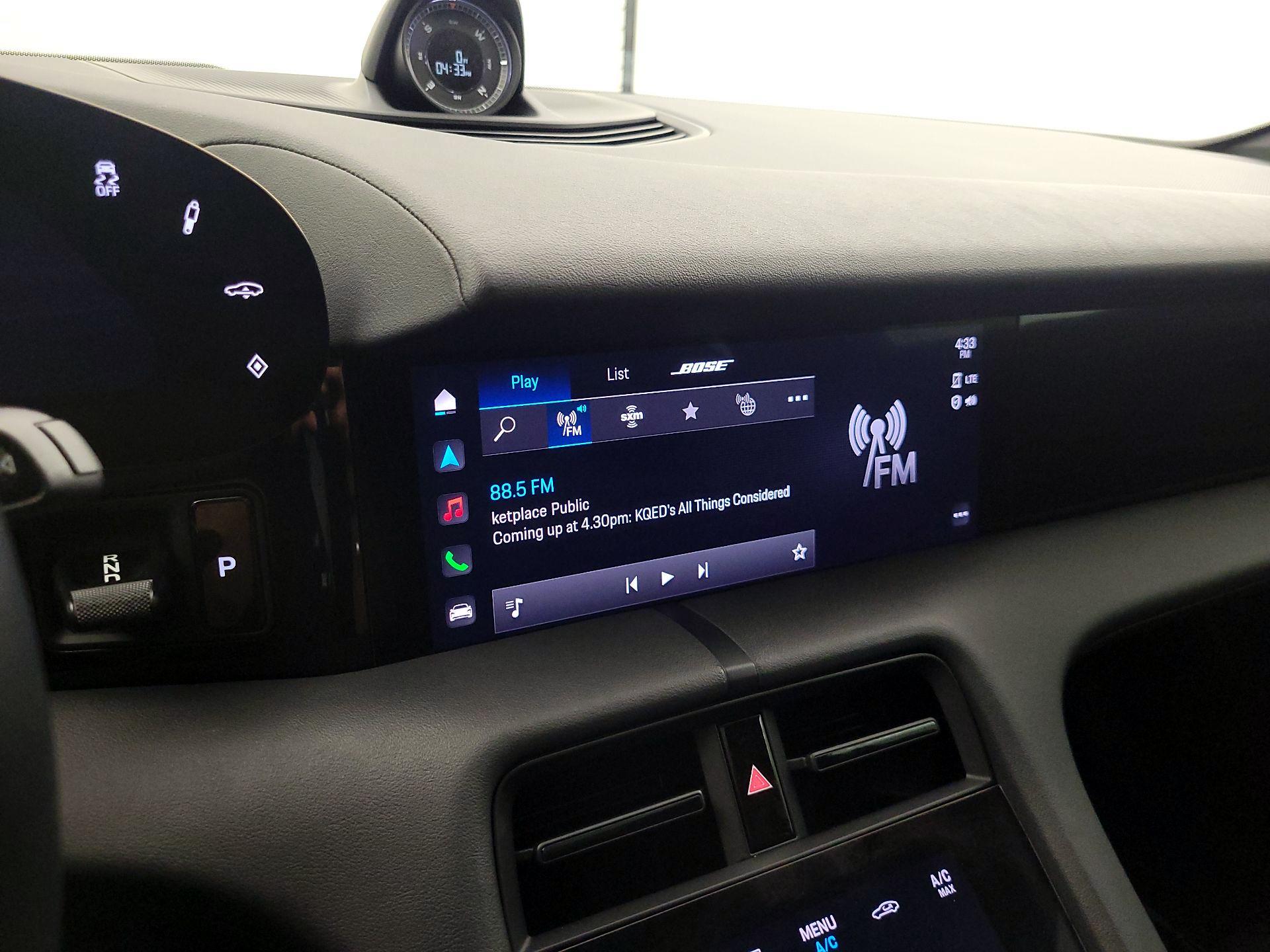 Thumbnail: 2023 Porsche Taycan - 16