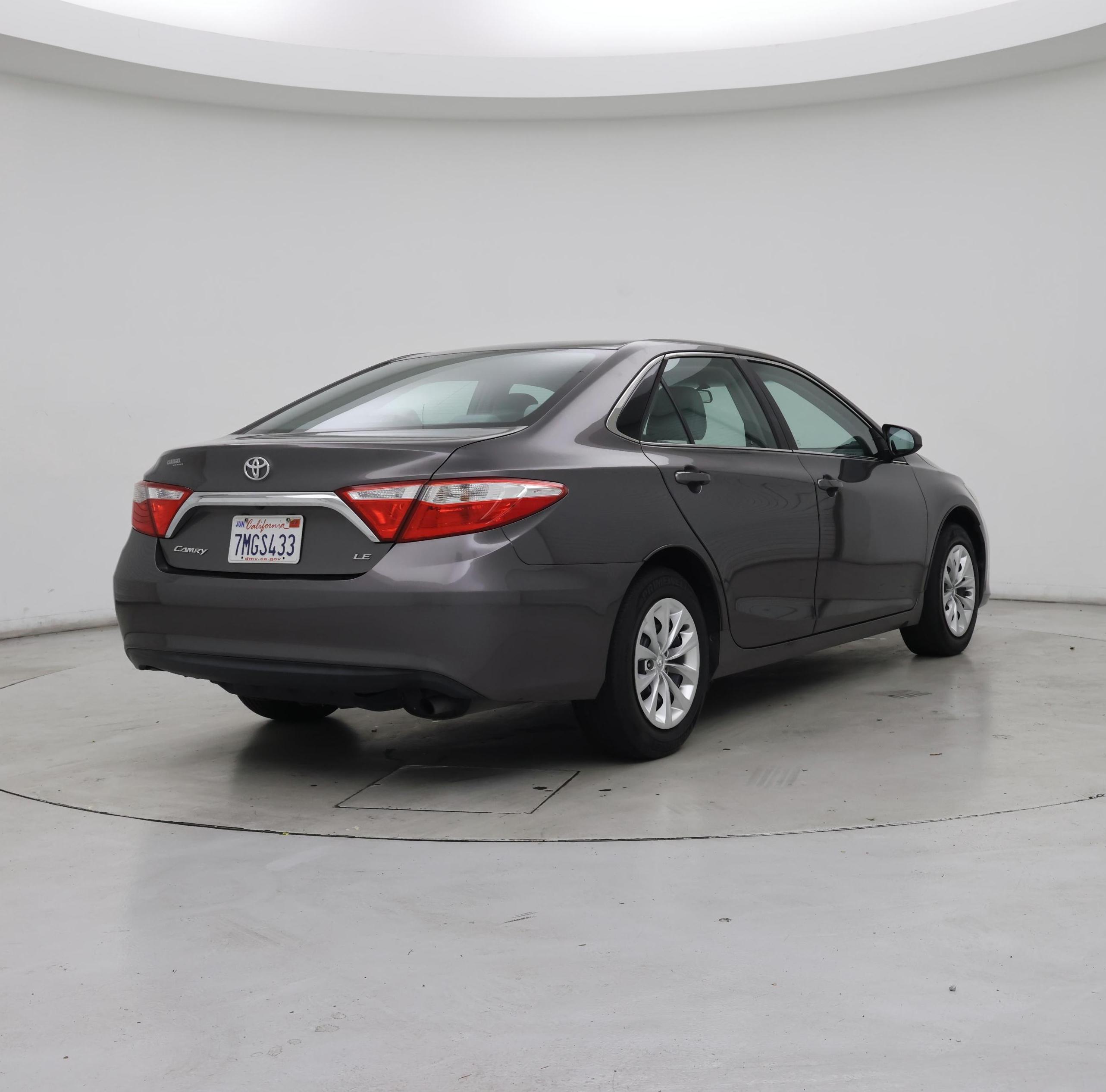 Thumbnail: 2015 Toyota Camry - 8