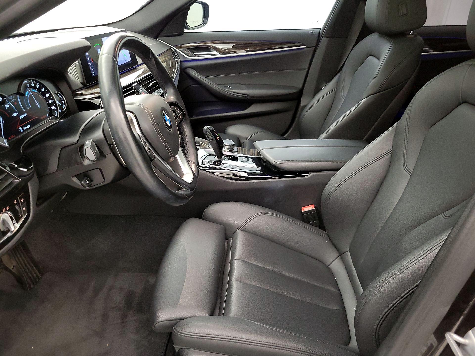 Thumbnail: 2018 BMW 5 Series - 11