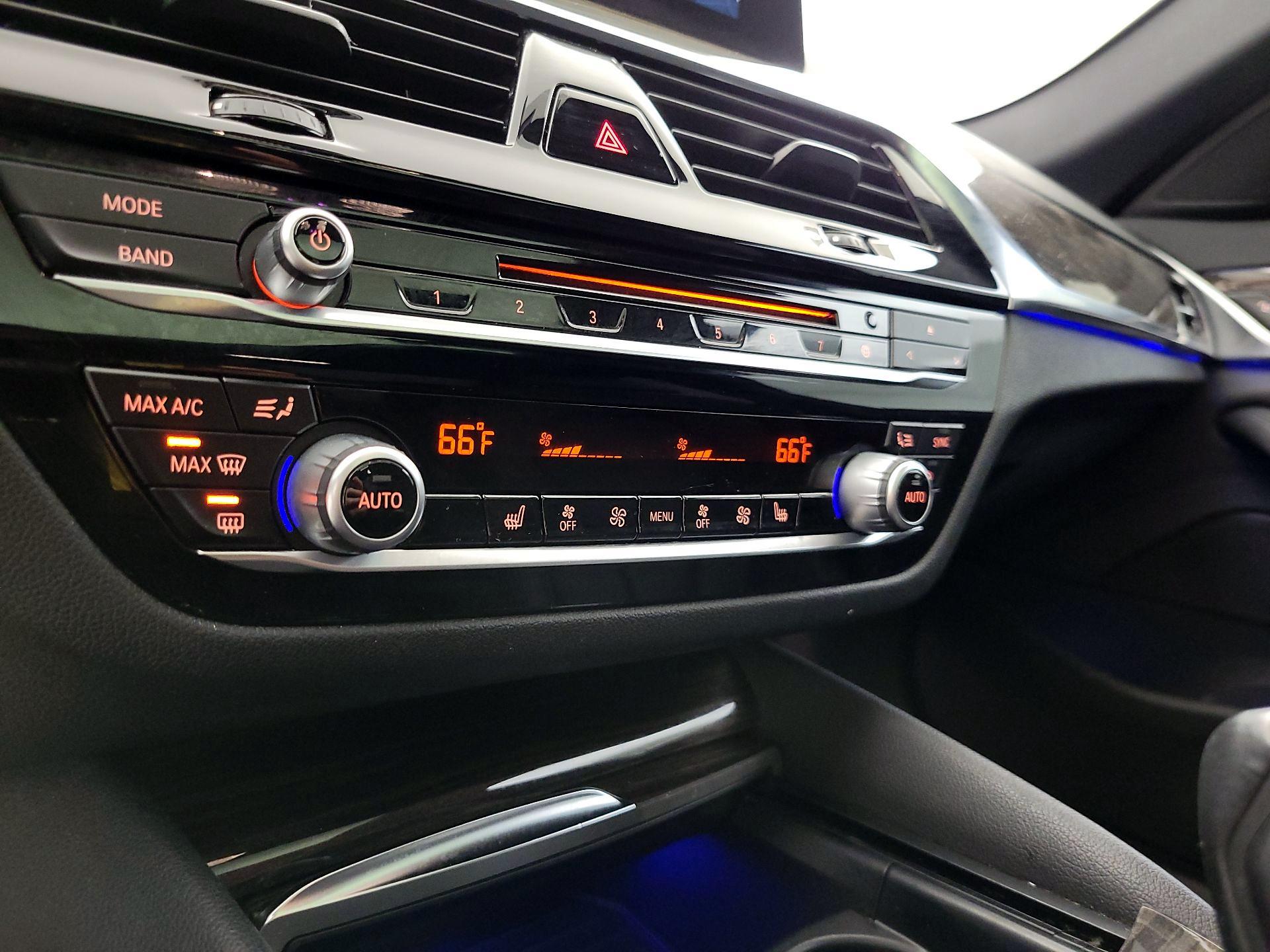 Thumbnail: 2018 BMW 5 Series - 17