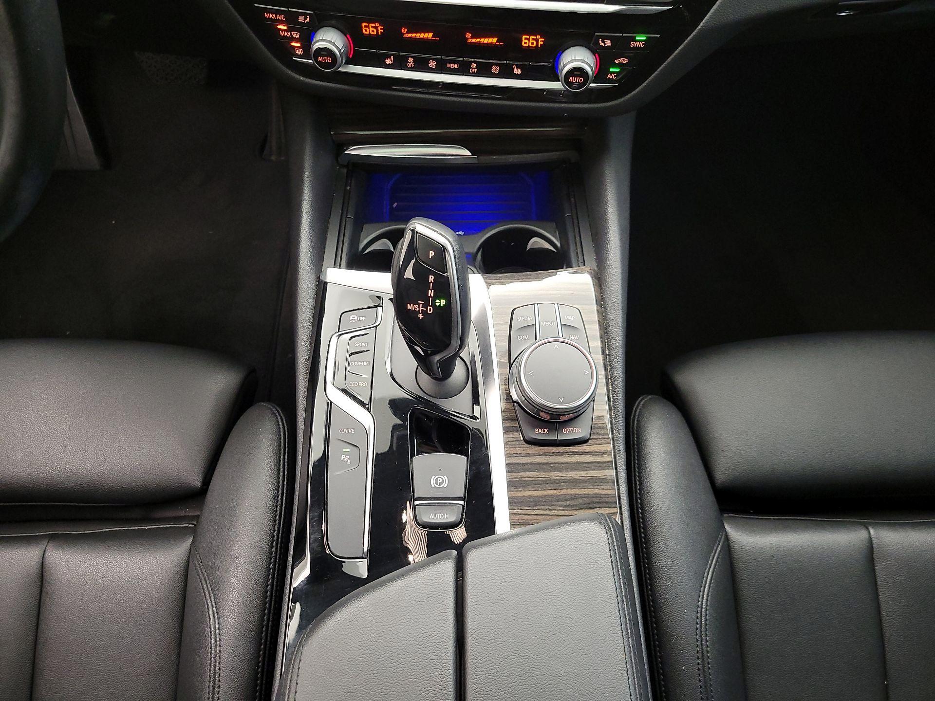 Thumbnail: 2018 BMW 5 Series - 18