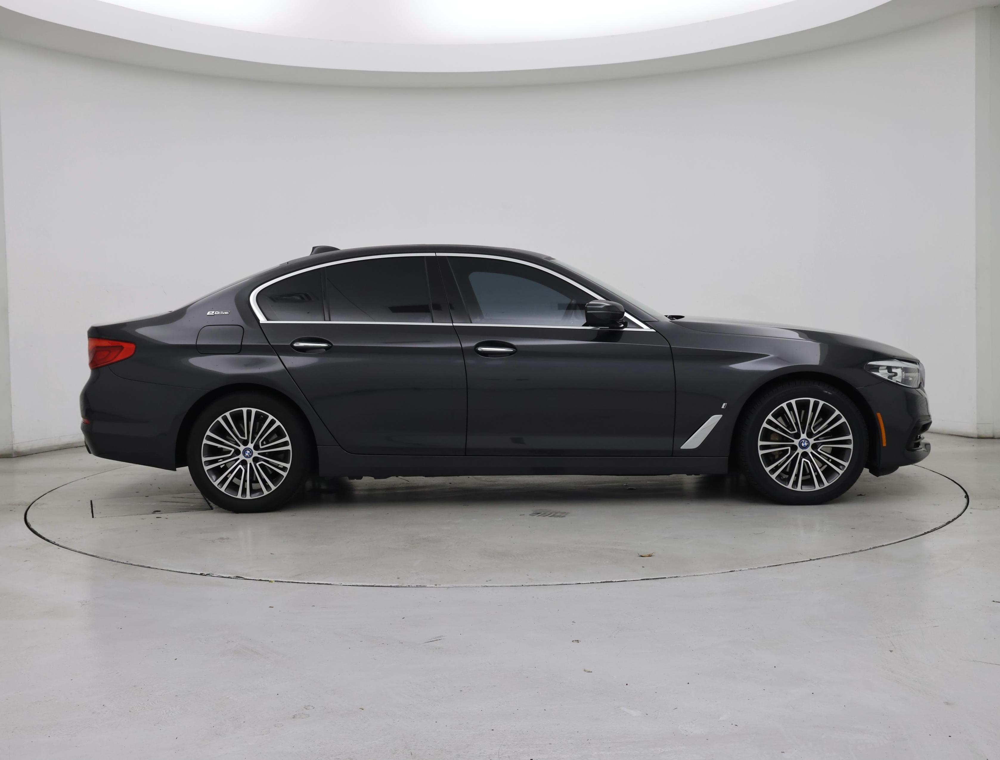 Thumbnail: 2018 BMW 5 Series - 7