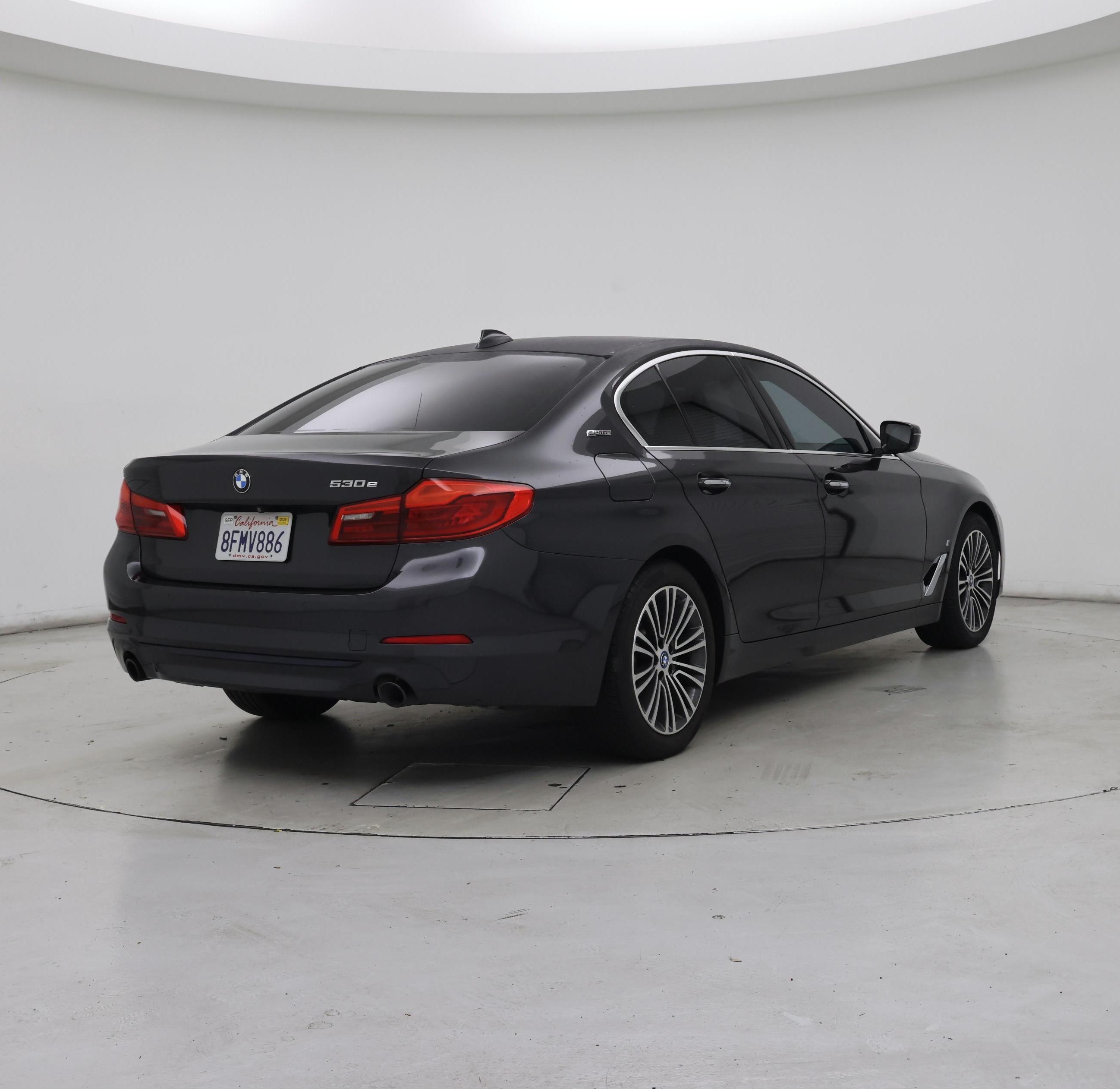 Thumbnail: 2018 BMW 5 Series - 8