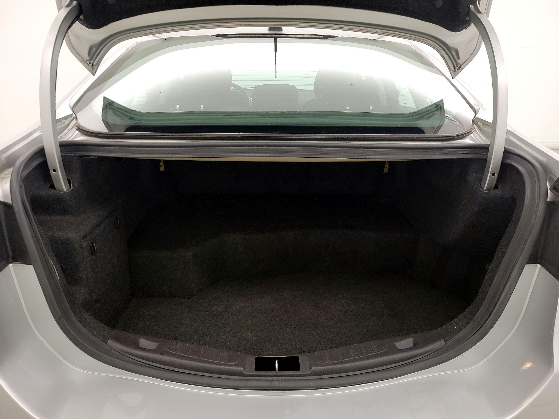 Thumbnail: 2015 Ford Fusion - 20