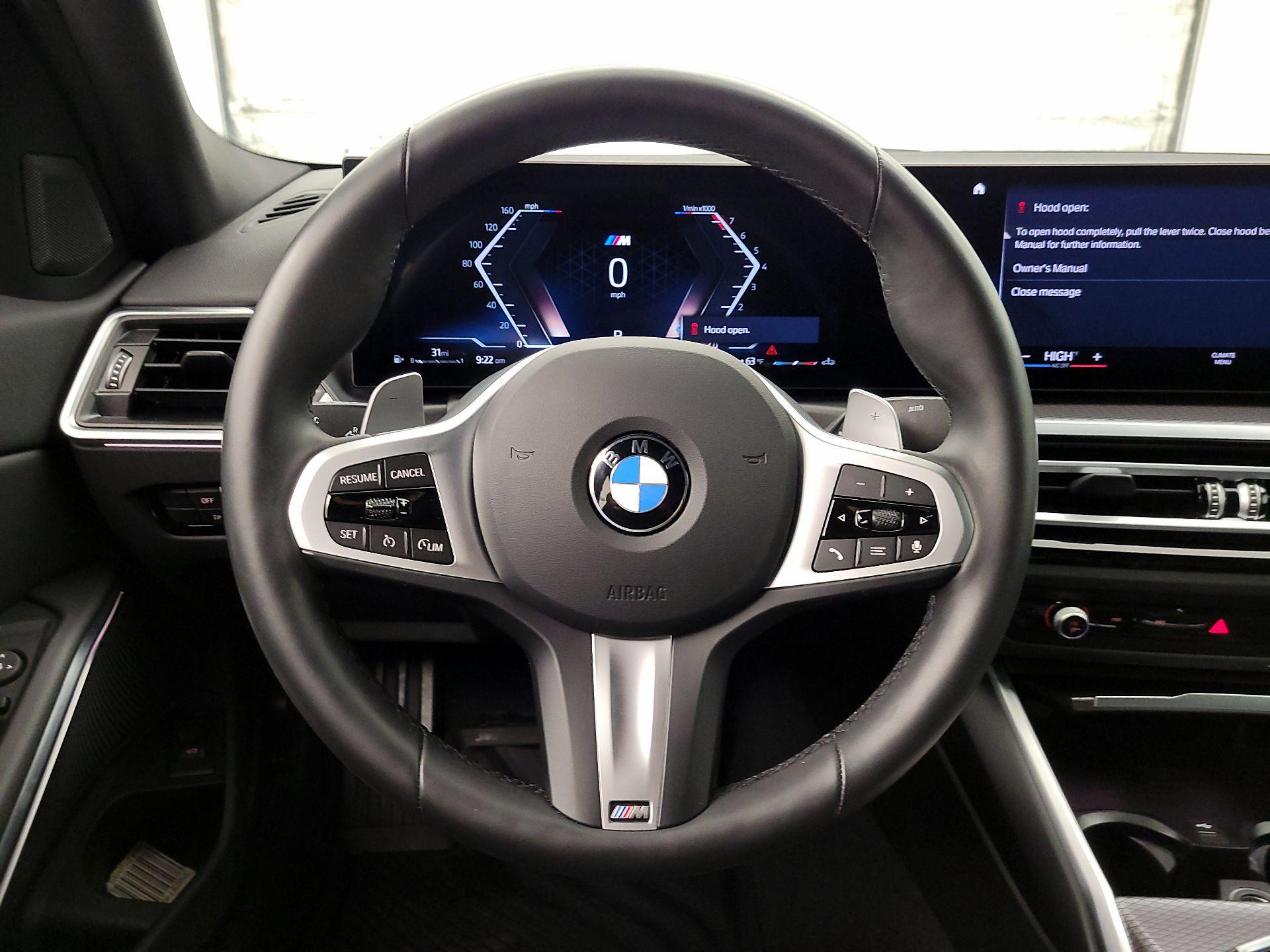 Thumbnail: 2024 BMW 3 Series - 10