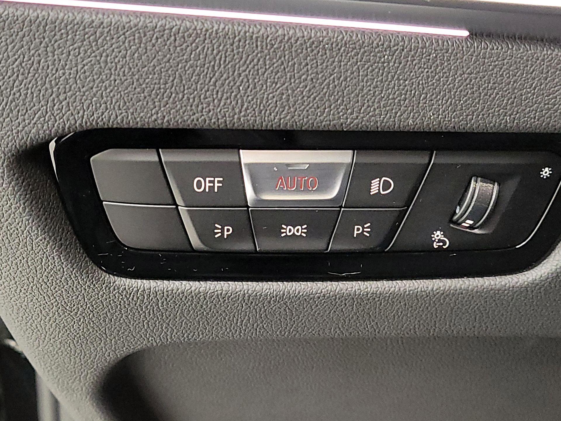 Thumbnail: 2024 BMW 3 Series - 13