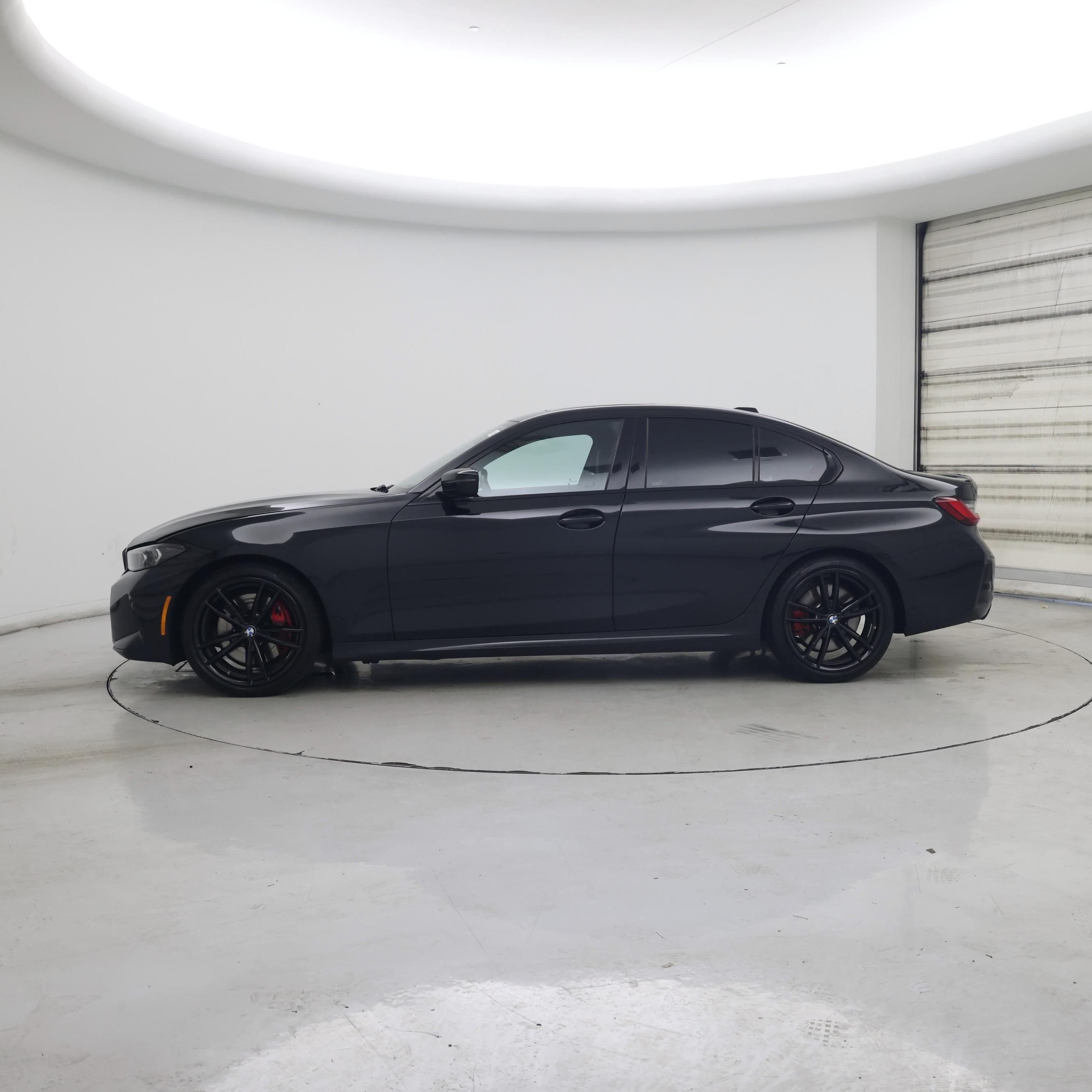 Thumbnail: 2024 BMW 3 Series - 3