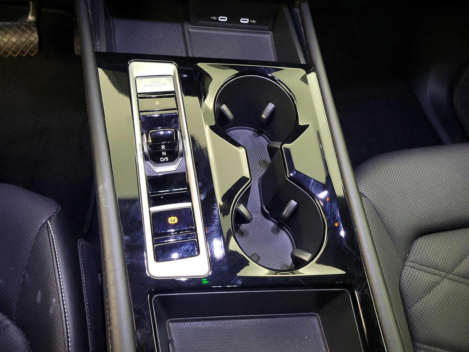 Thumbnail: 2024 Volkswagen Atlas - 17