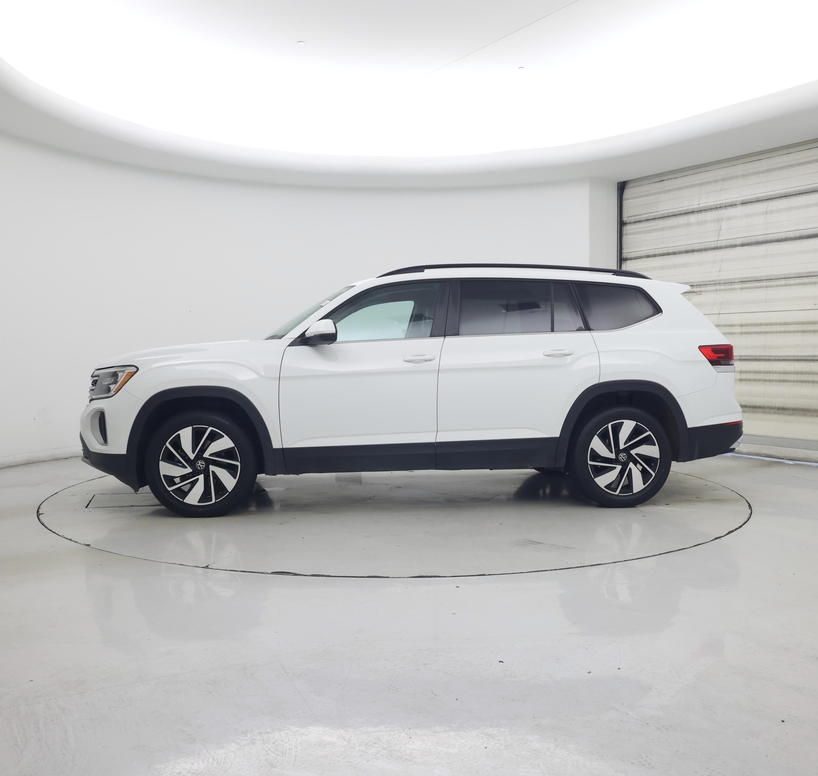 Thumbnail: 2024 Volkswagen Atlas - 3