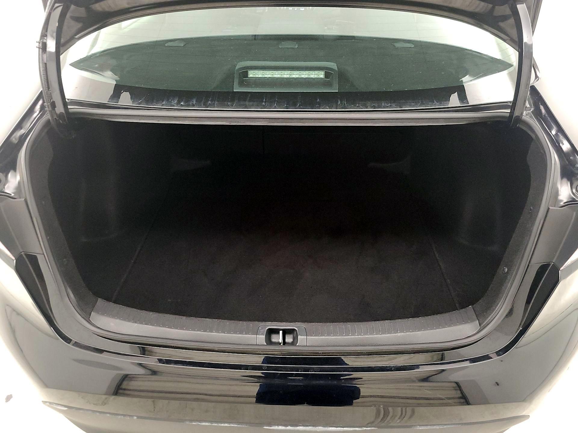 Thumbnail: 2024 Toyota Corolla - 19