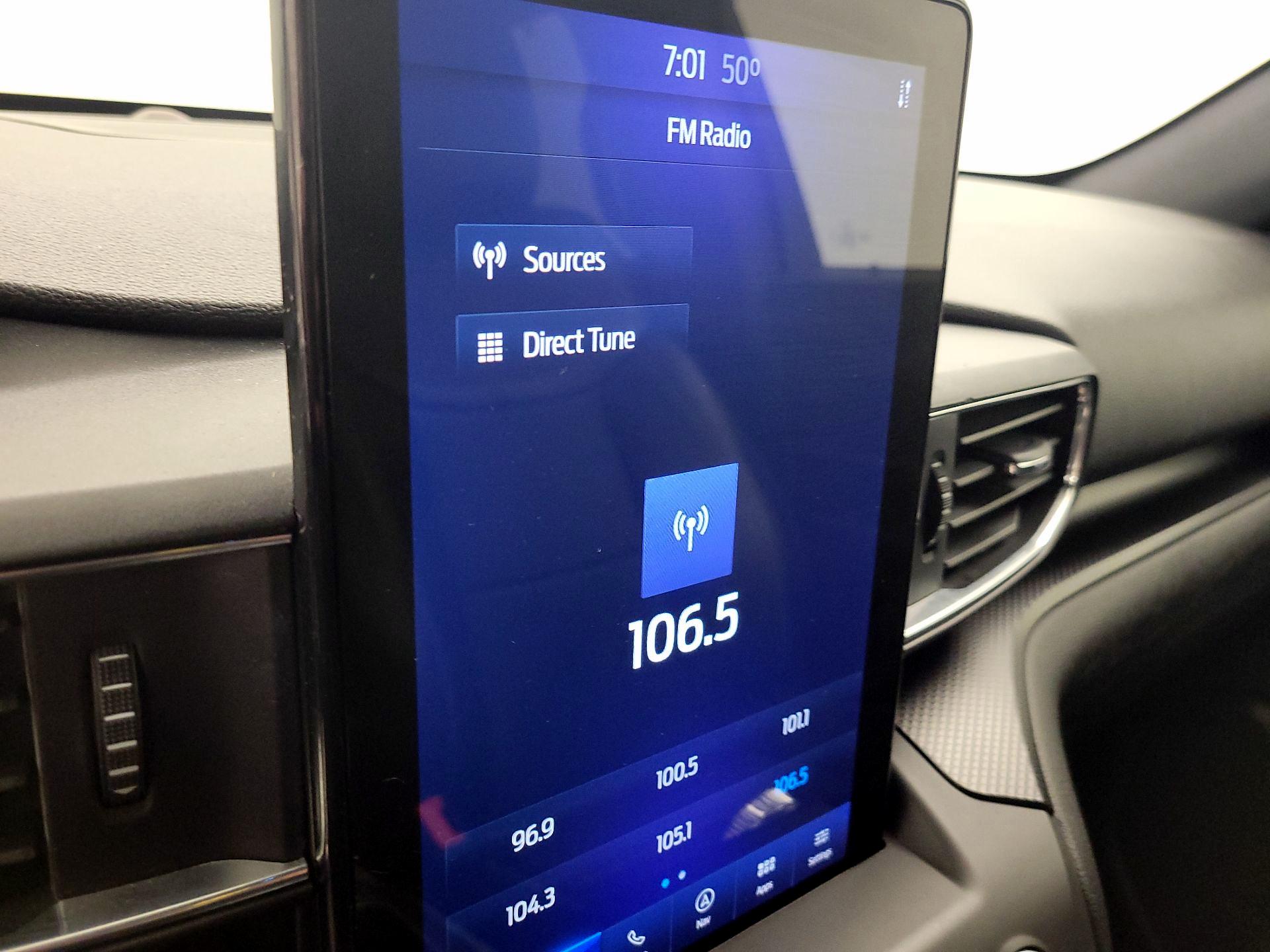 Thumbnail: 2020 Ford Explorer - 16