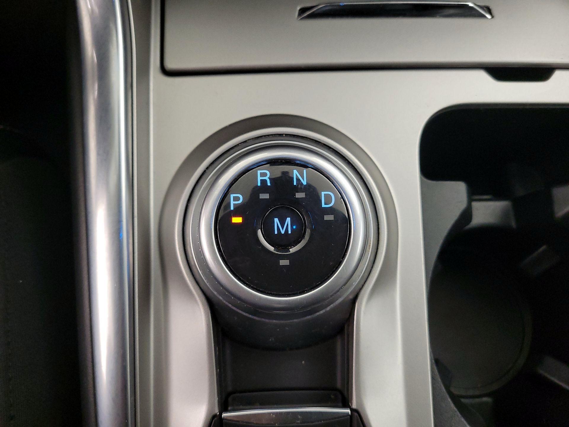 Thumbnail: 2020 Ford Explorer - 18