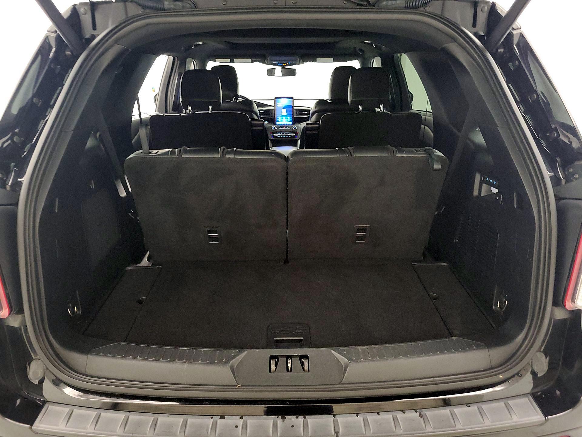 Thumbnail: 2020 Ford Explorer - 20