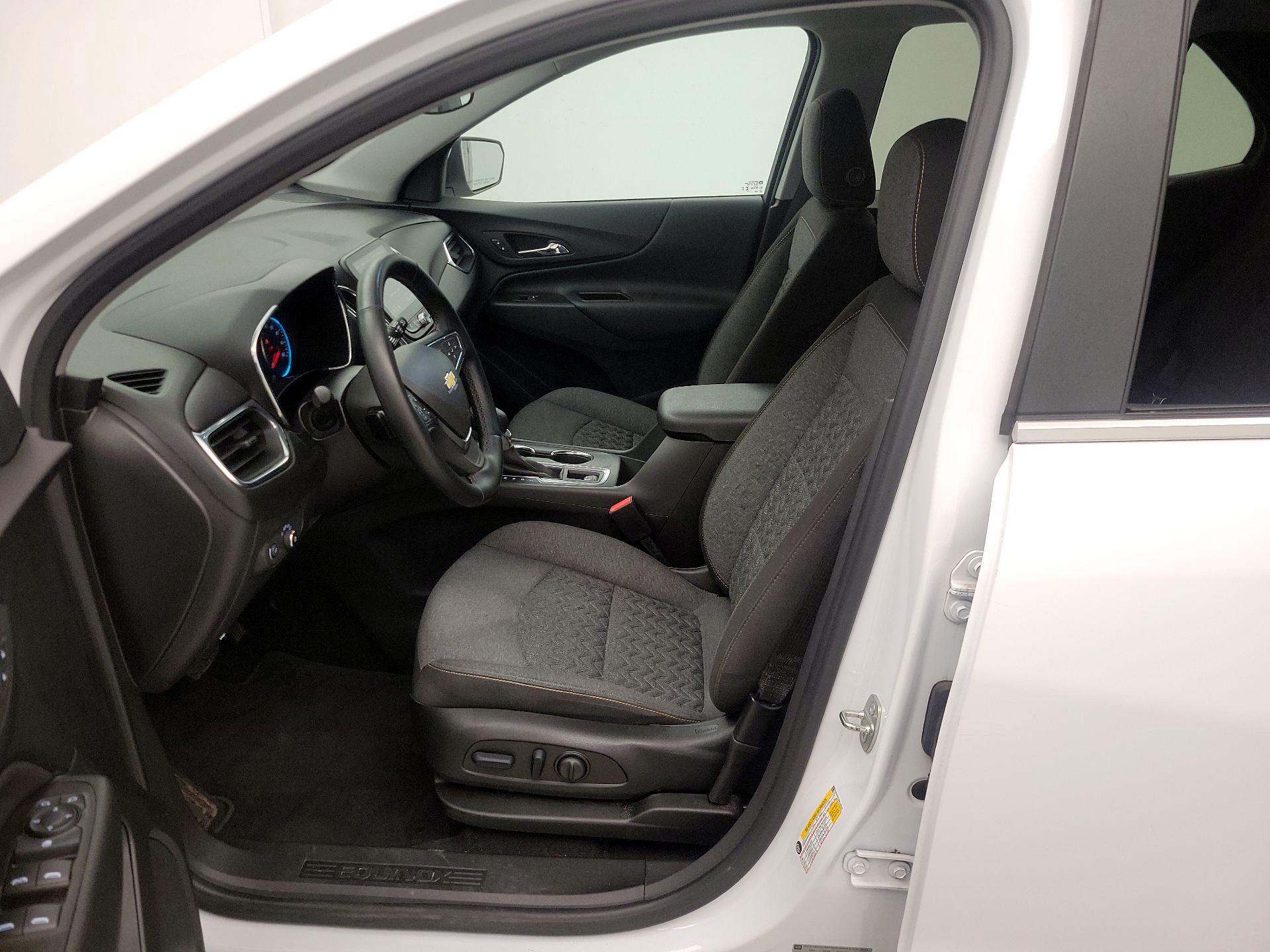 Thumbnail: 2023 Chevrolet Equinox - 11