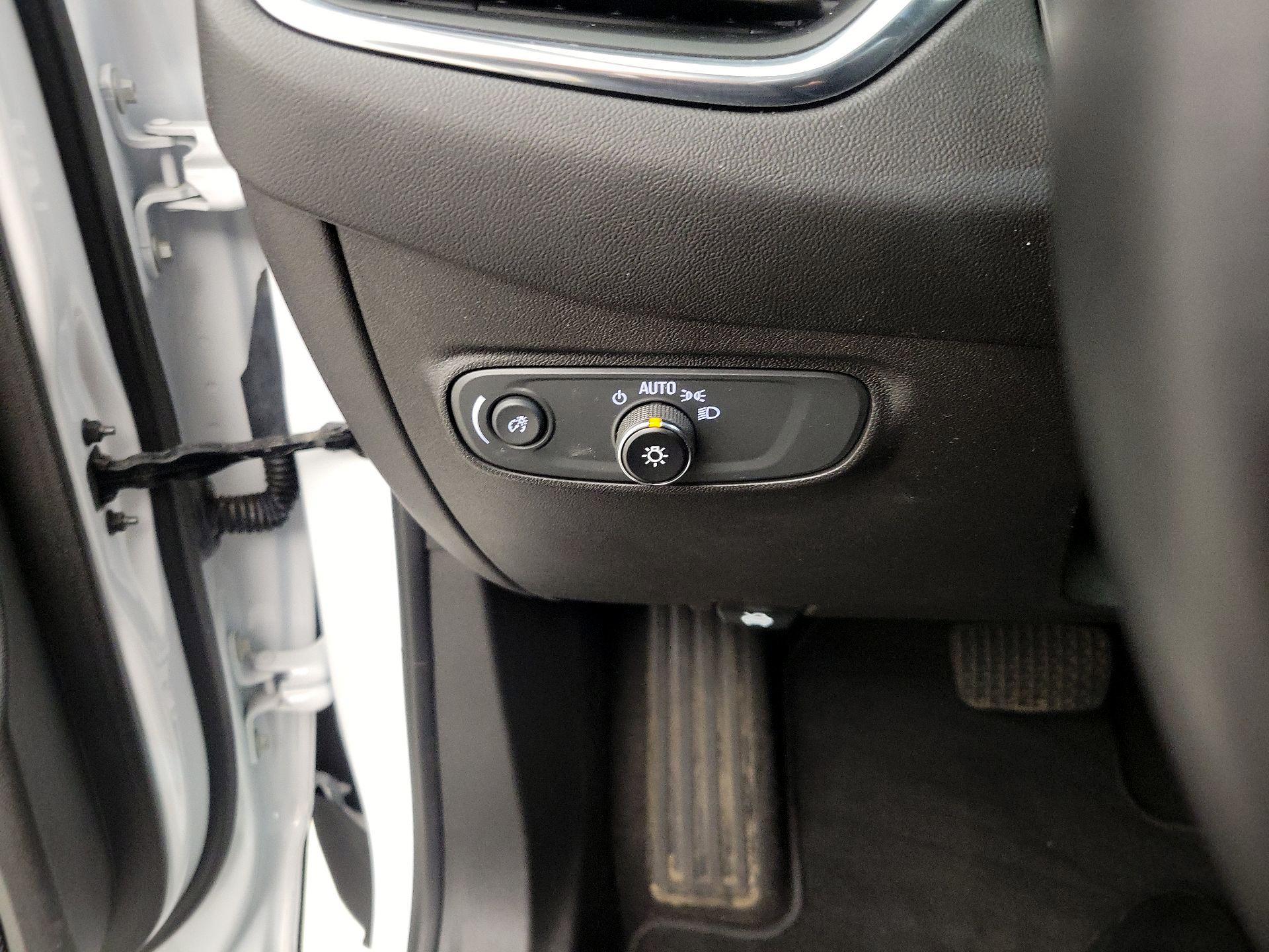 Thumbnail: 2023 Chevrolet Equinox - 13