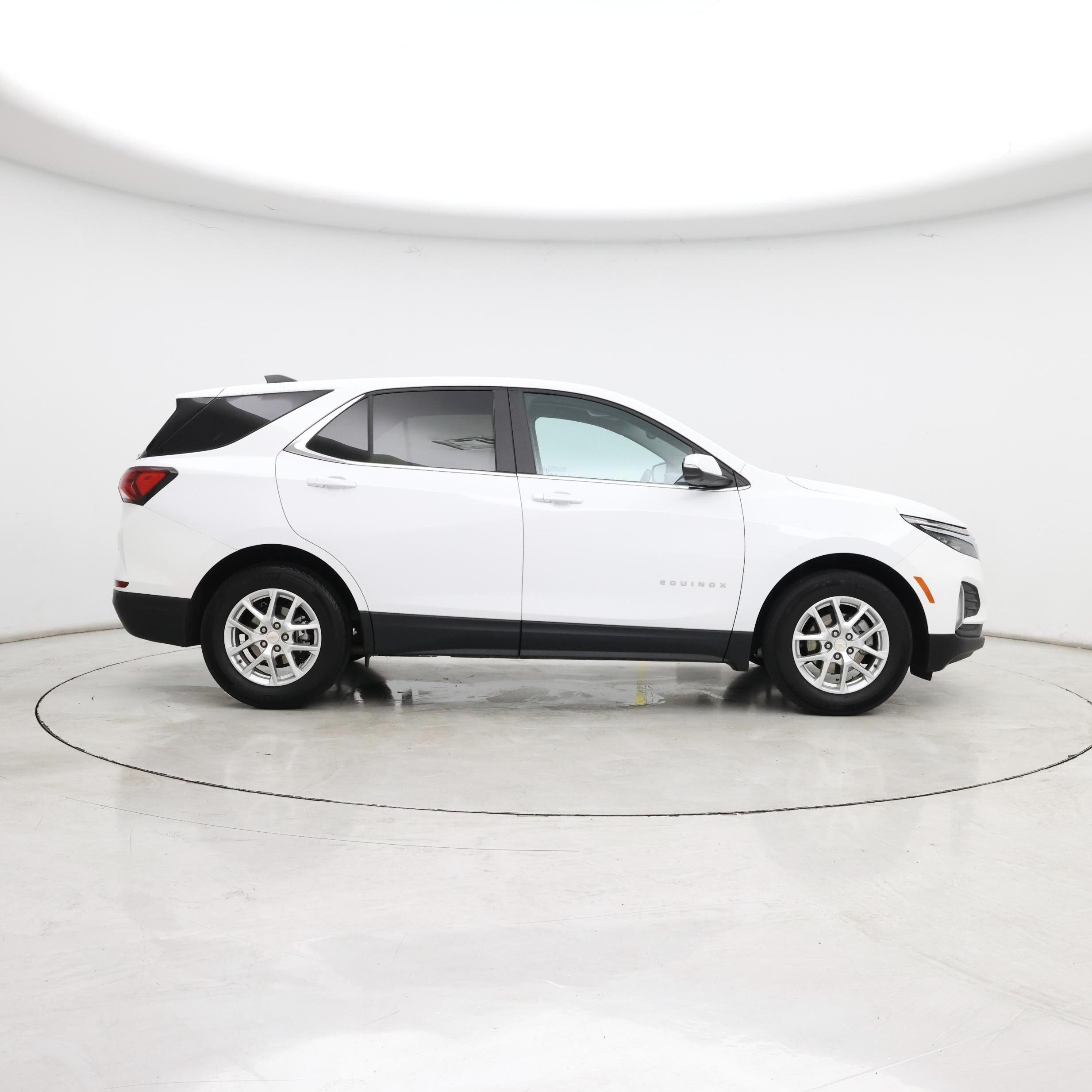 Thumbnail: 2023 Chevrolet Equinox - 7