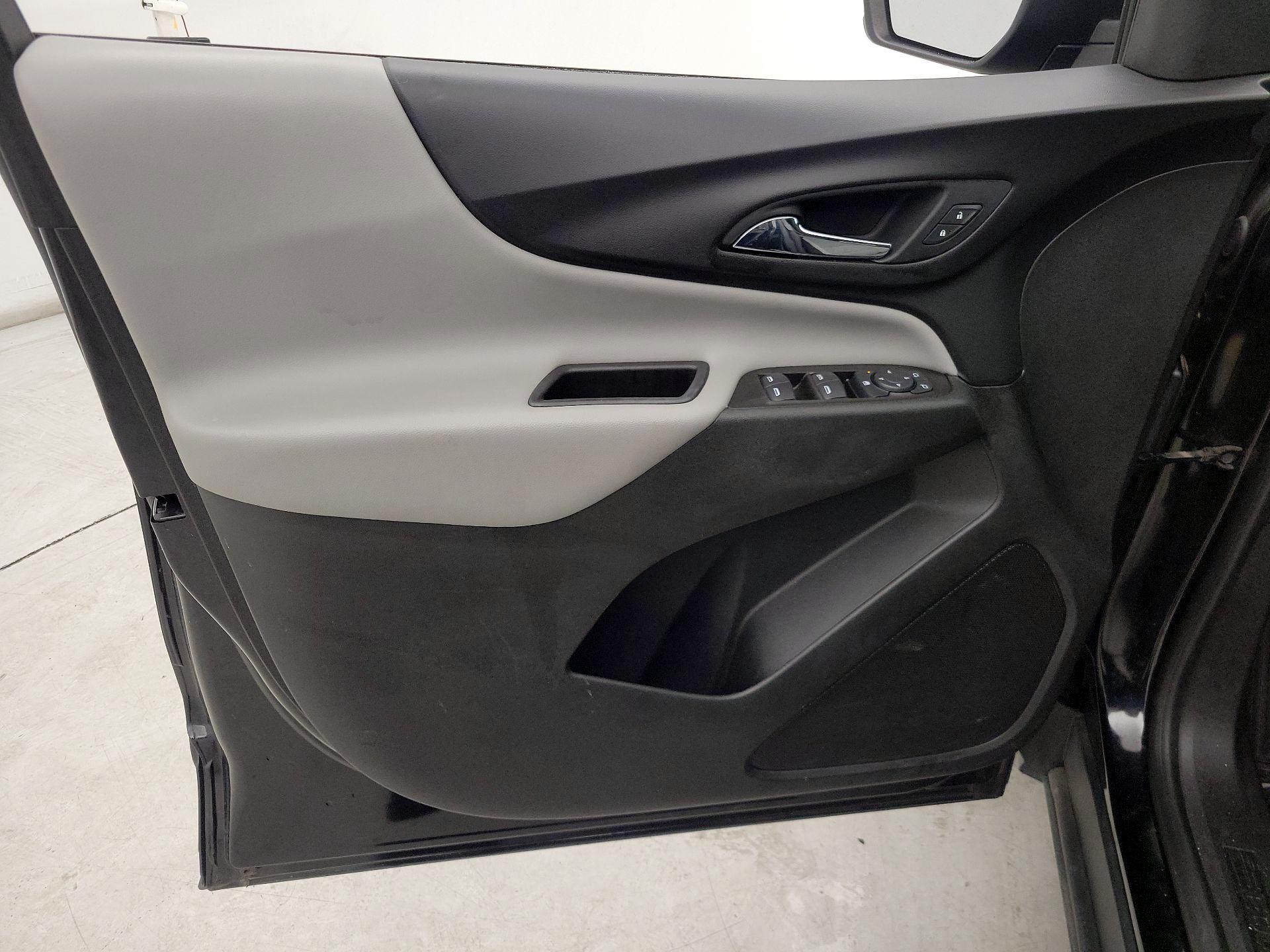 Thumbnail: 2020 Chevrolet Equinox - 12