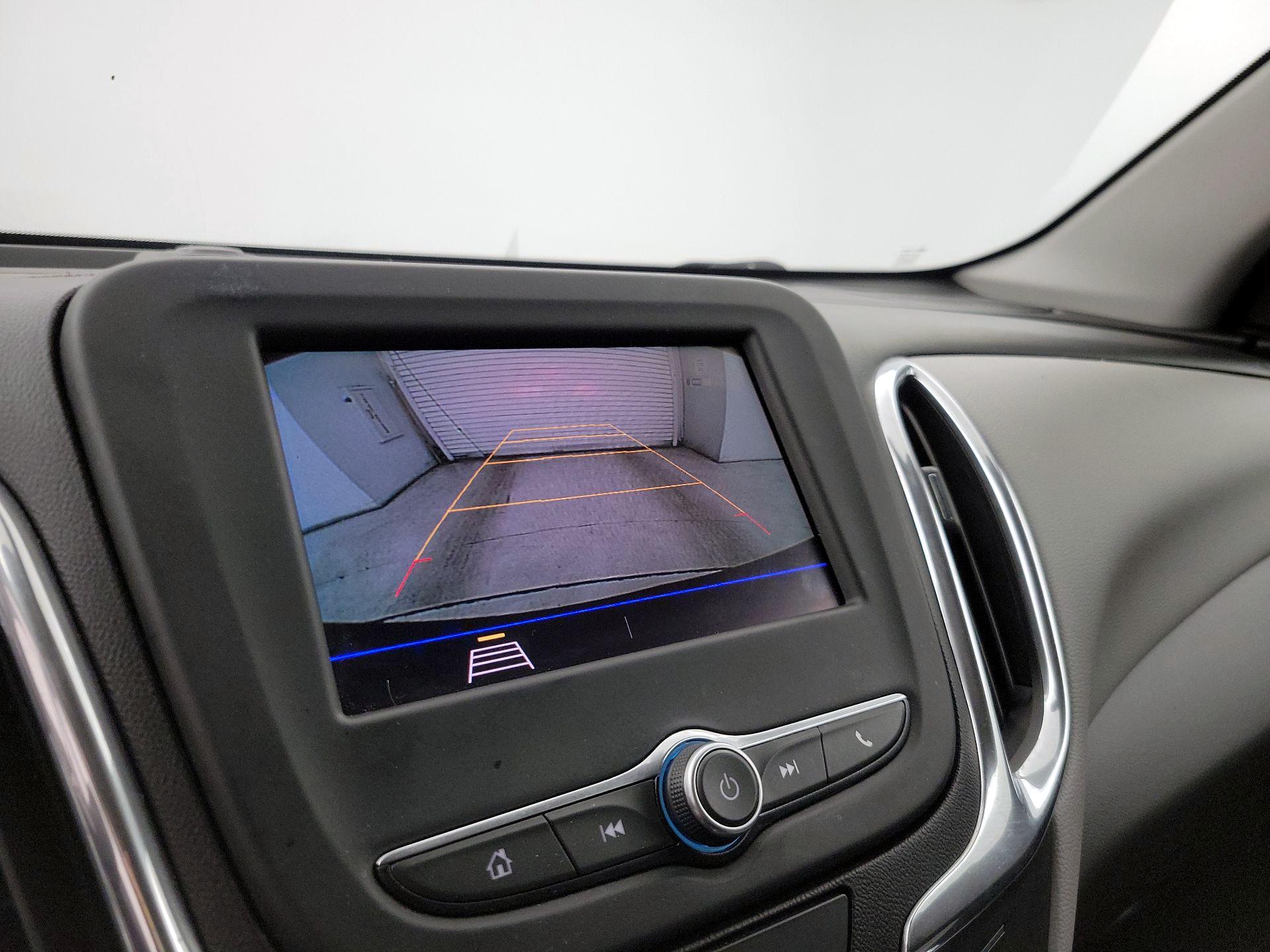 Thumbnail: 2020 Chevrolet Equinox - 14