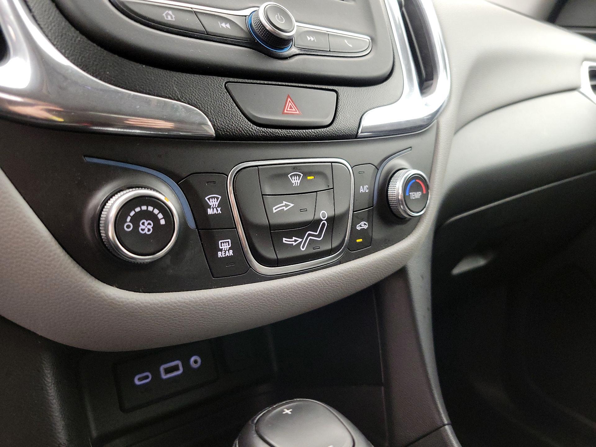 Thumbnail: 2020 Chevrolet Equinox - 16