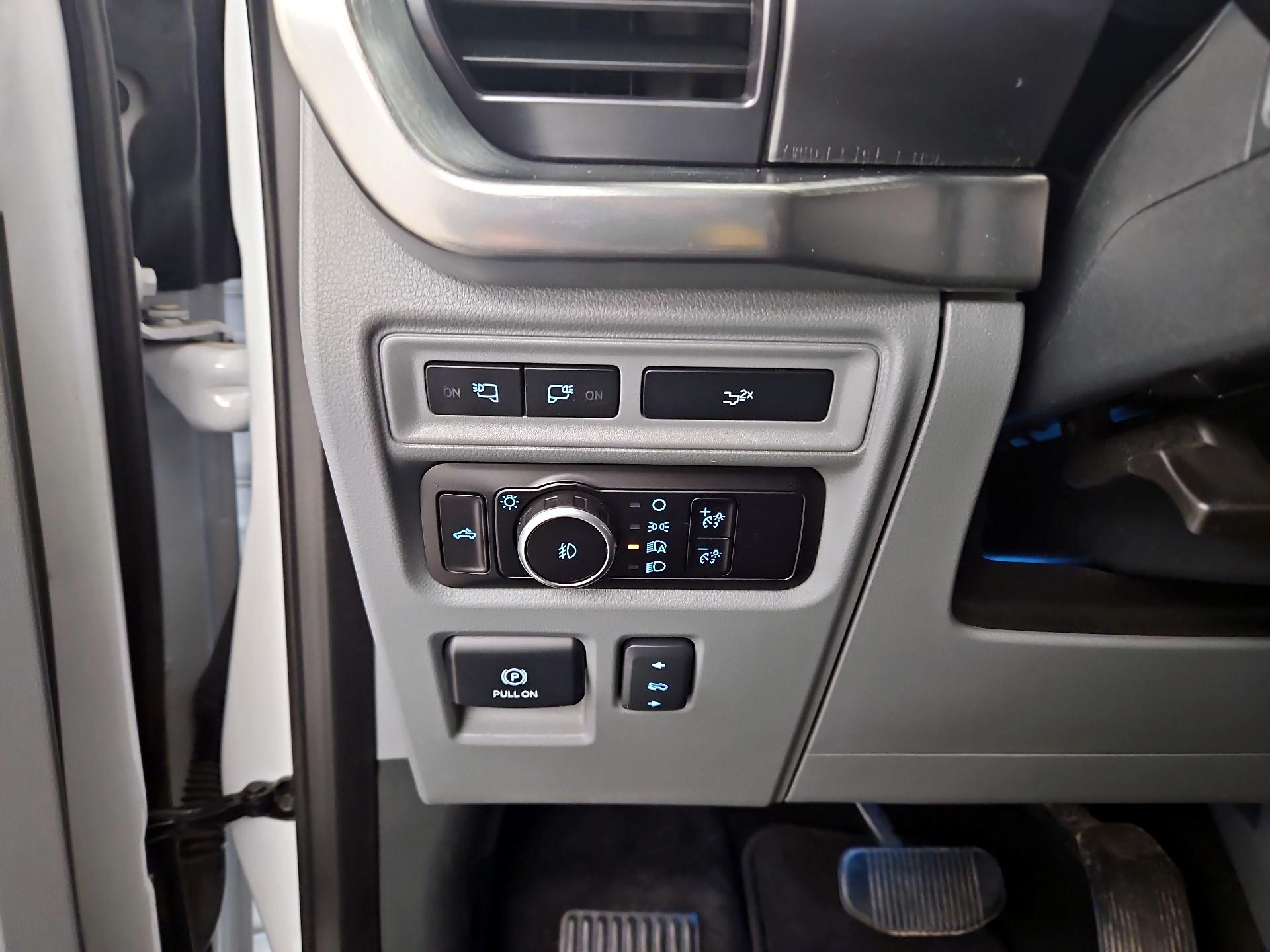 Thumbnail: 2023 Ford F-150 - 13