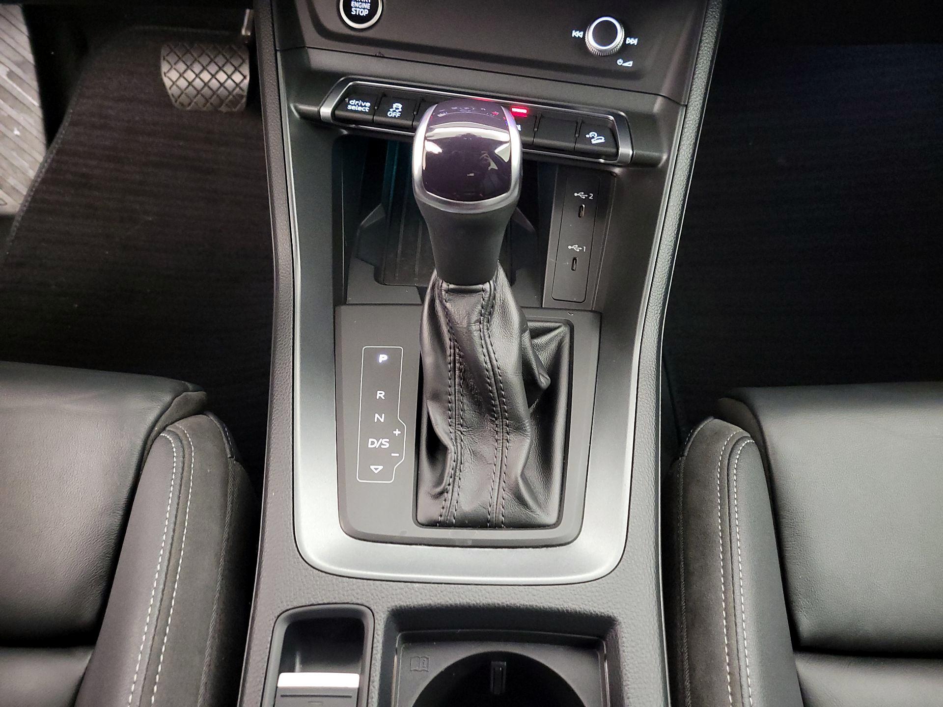 Thumbnail: 2023 Audi Q3 - 17