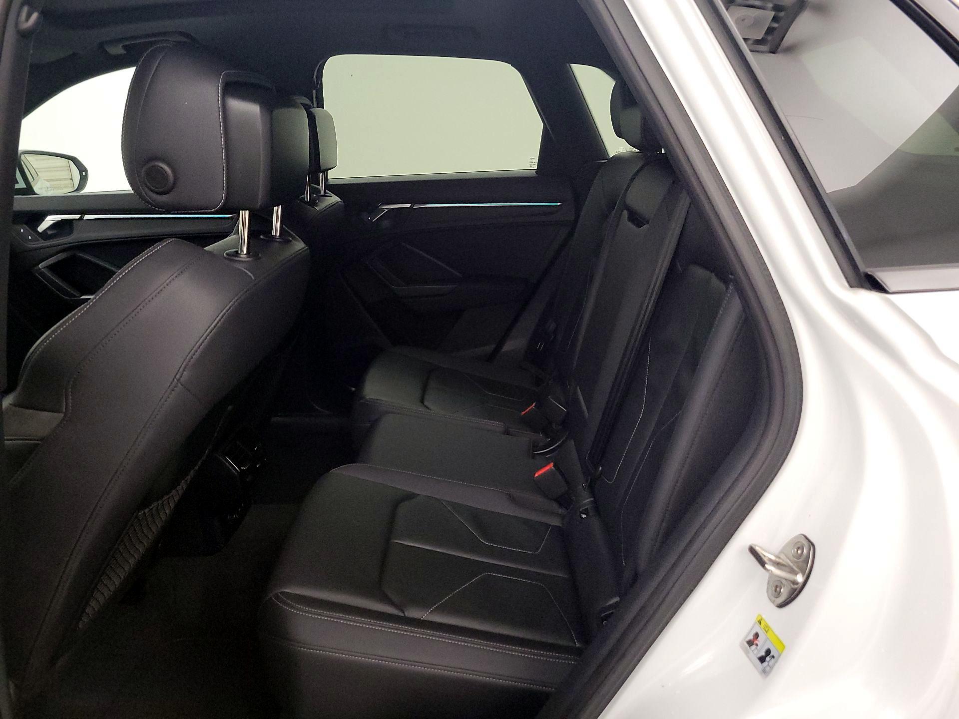 Thumbnail: 2023 Audi Q3 - 19