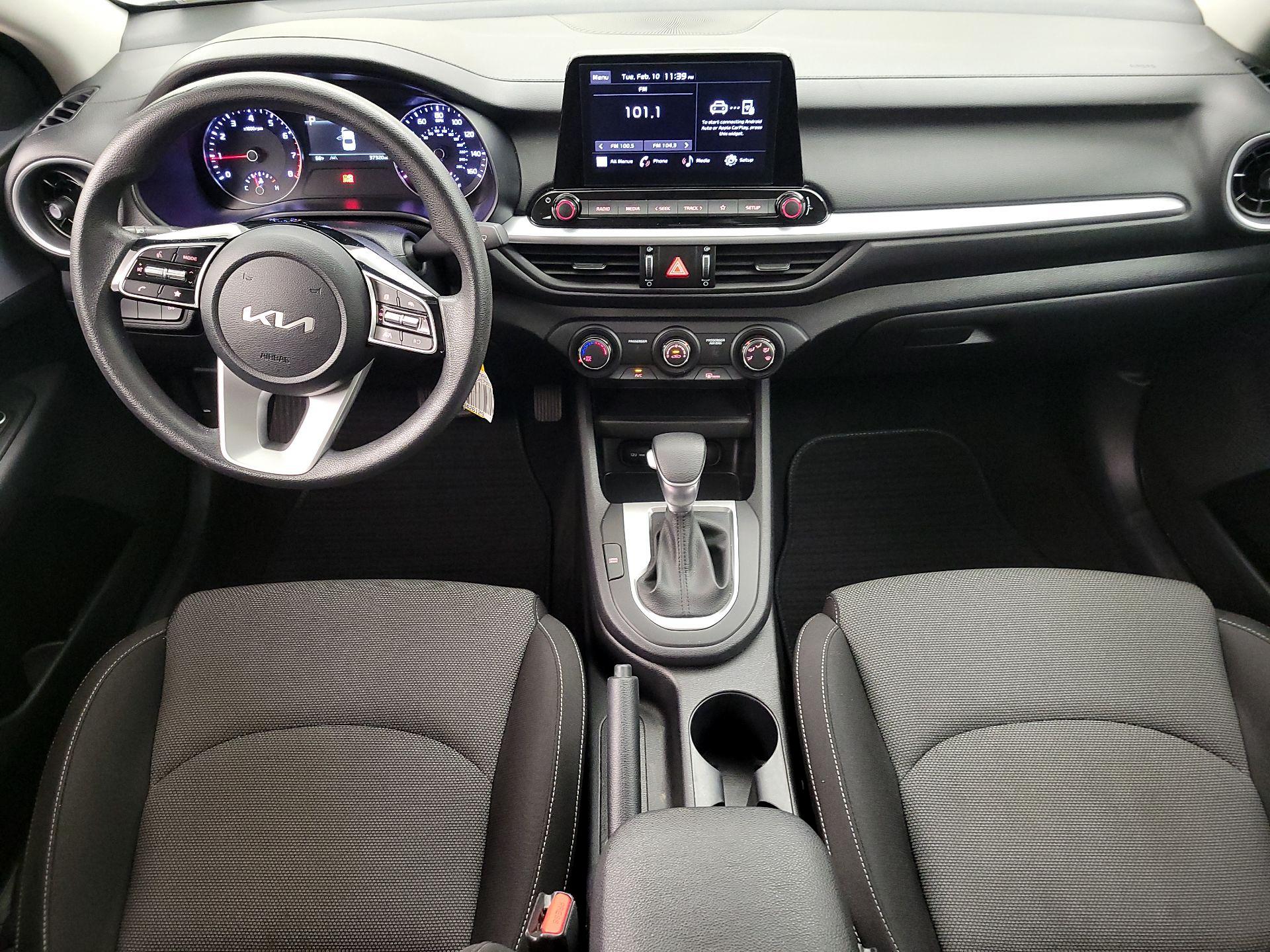 Thumbnail: 2024 Kia Forte - 9