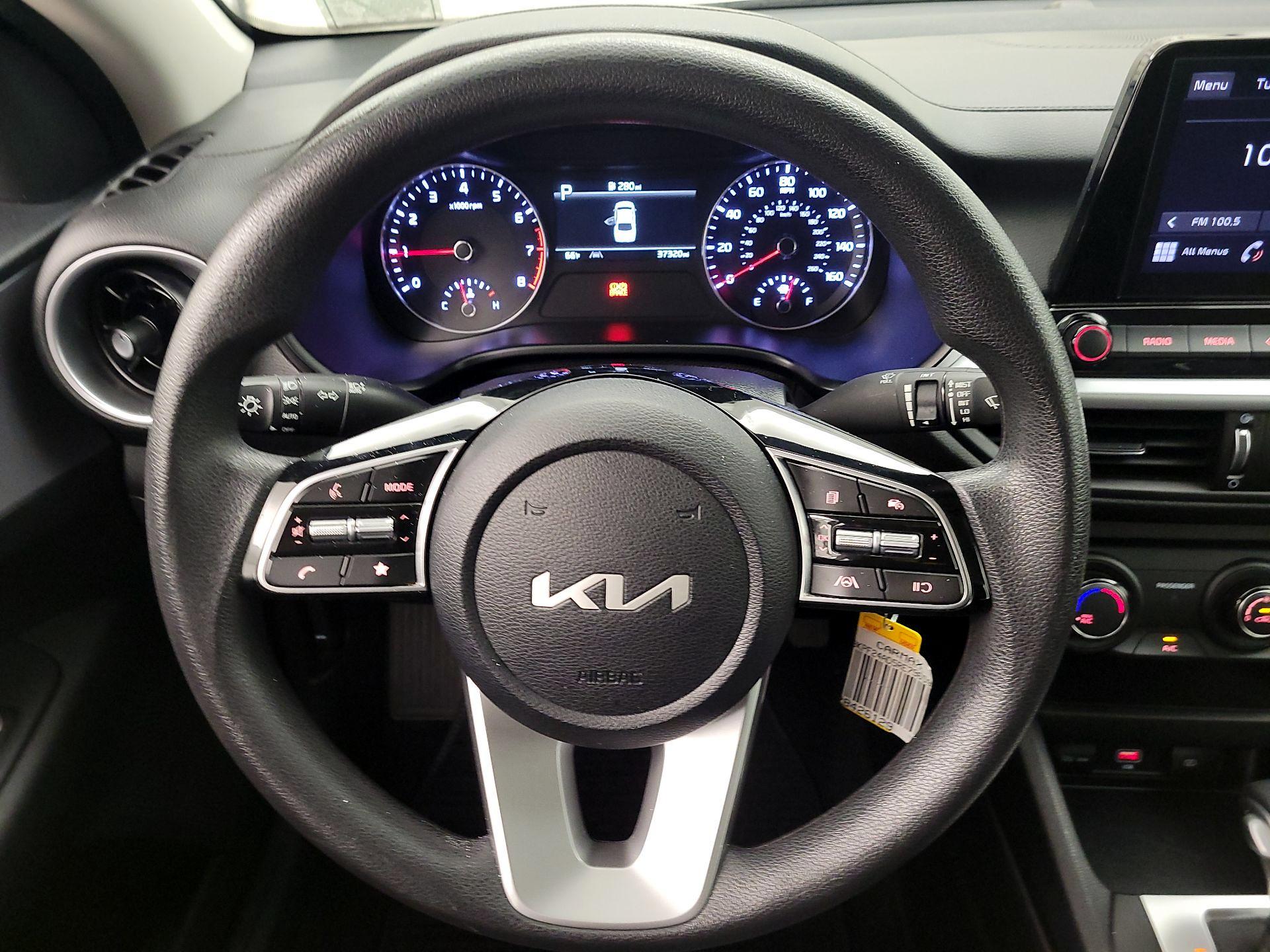 Thumbnail: 2024 Kia Forte - 10