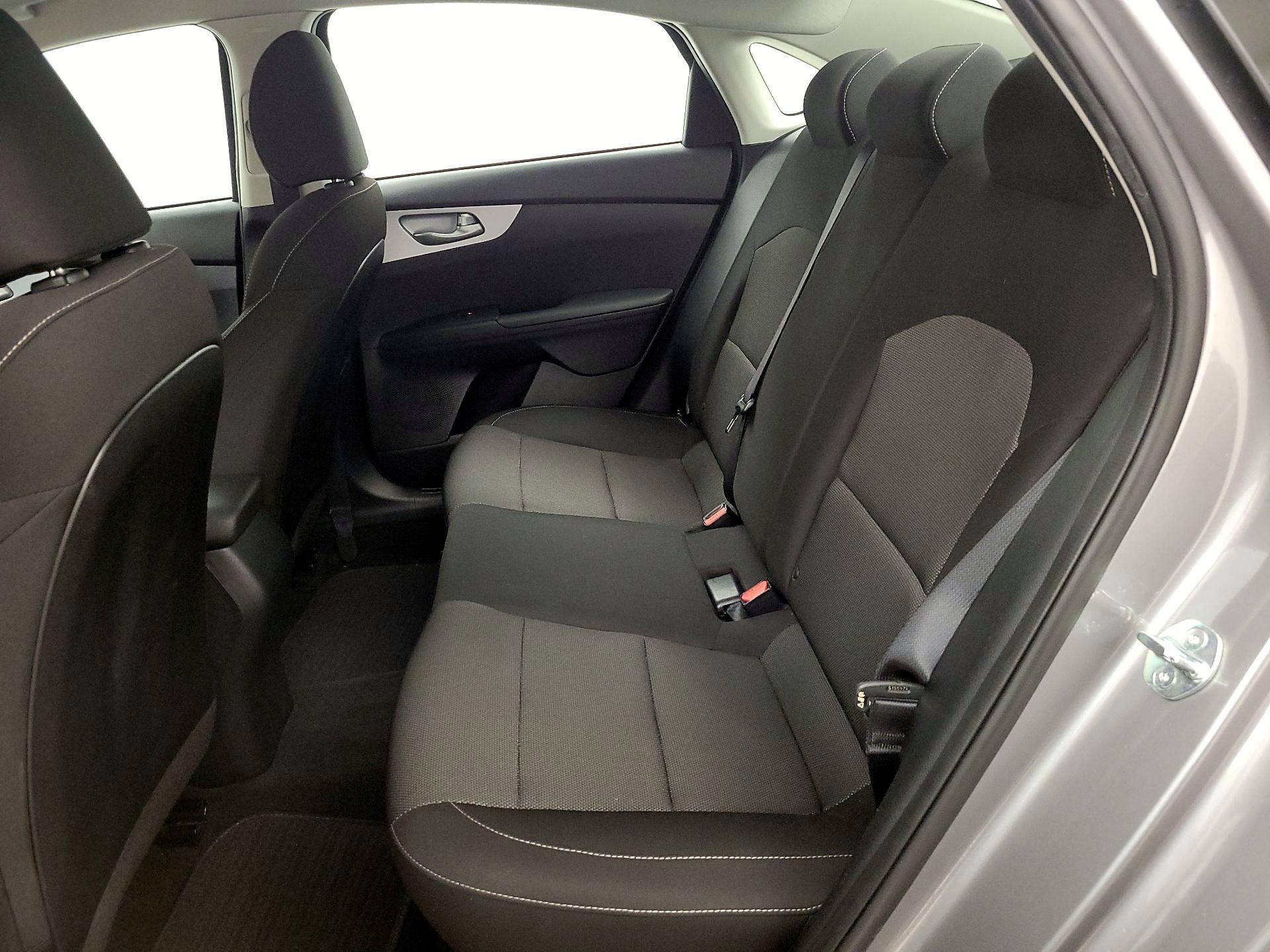 Thumbnail: 2024 Kia Forte - 18