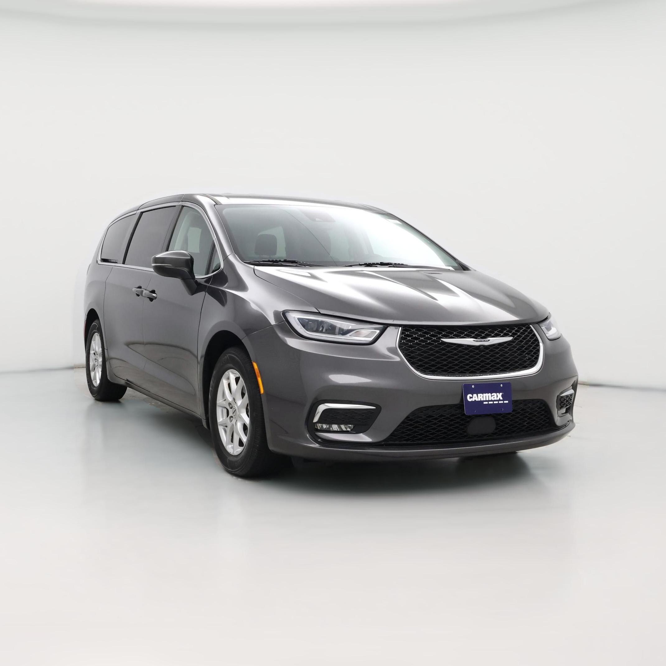 Thumbnail: 2023 Chrysler Pacifica - 1