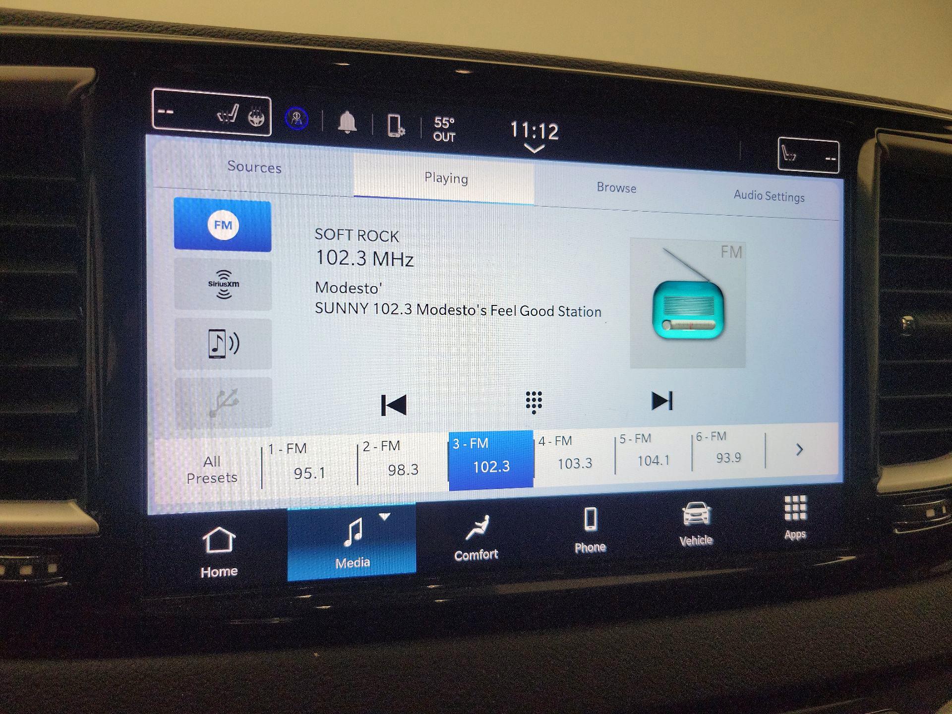Thumbnail: 2023 Chrysler Pacifica - 15