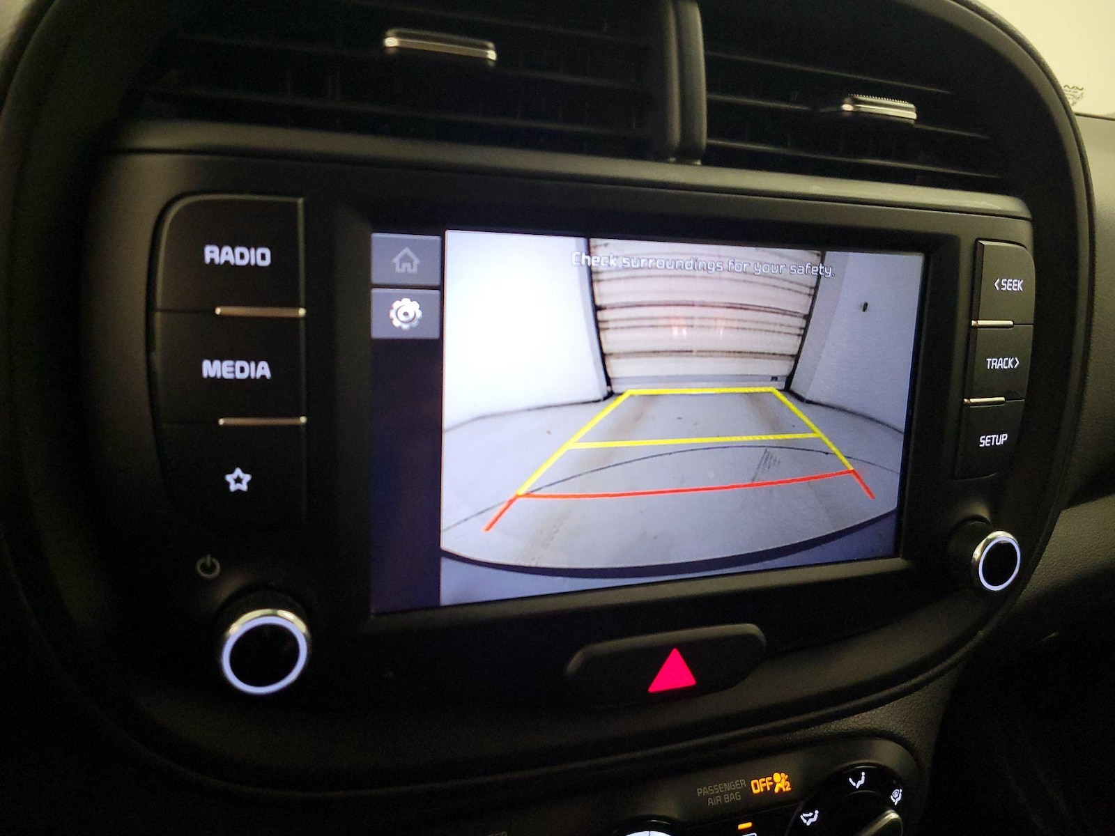2024 Kia Soul LX - Photo 15