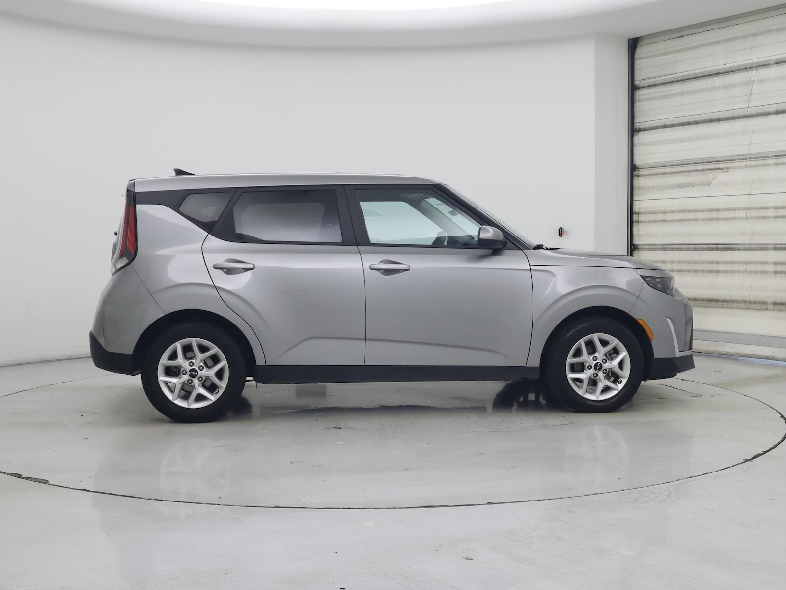 2024 Kia Soul LX - Photo 8