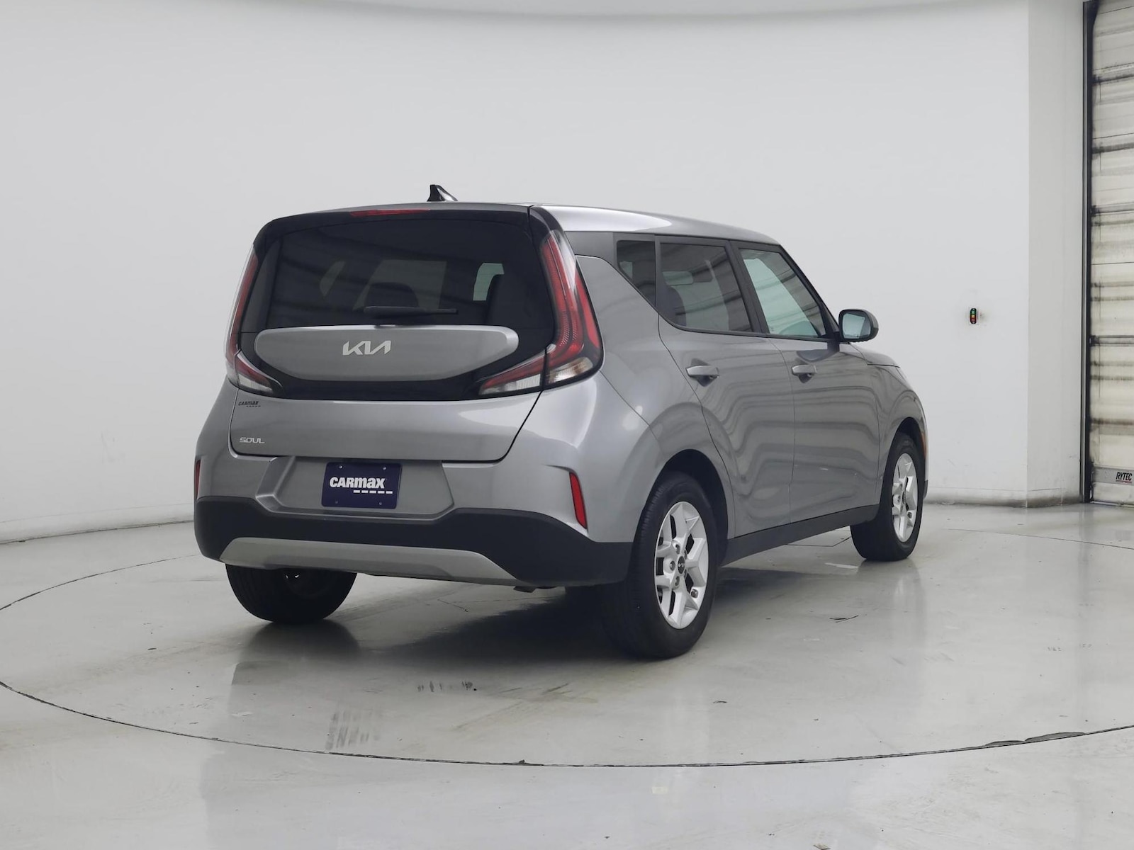 2024 Kia Soul LX - Photo 9