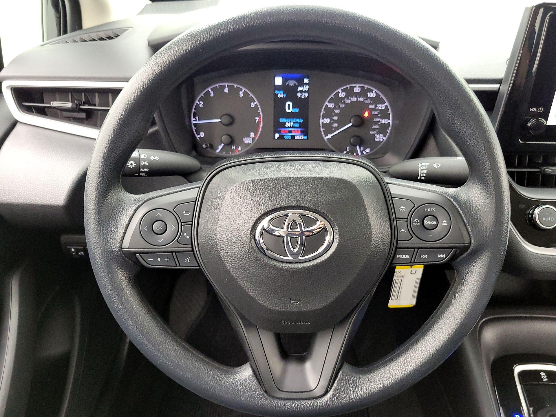 Thumbnail: 2025 Toyota Corolla - 10