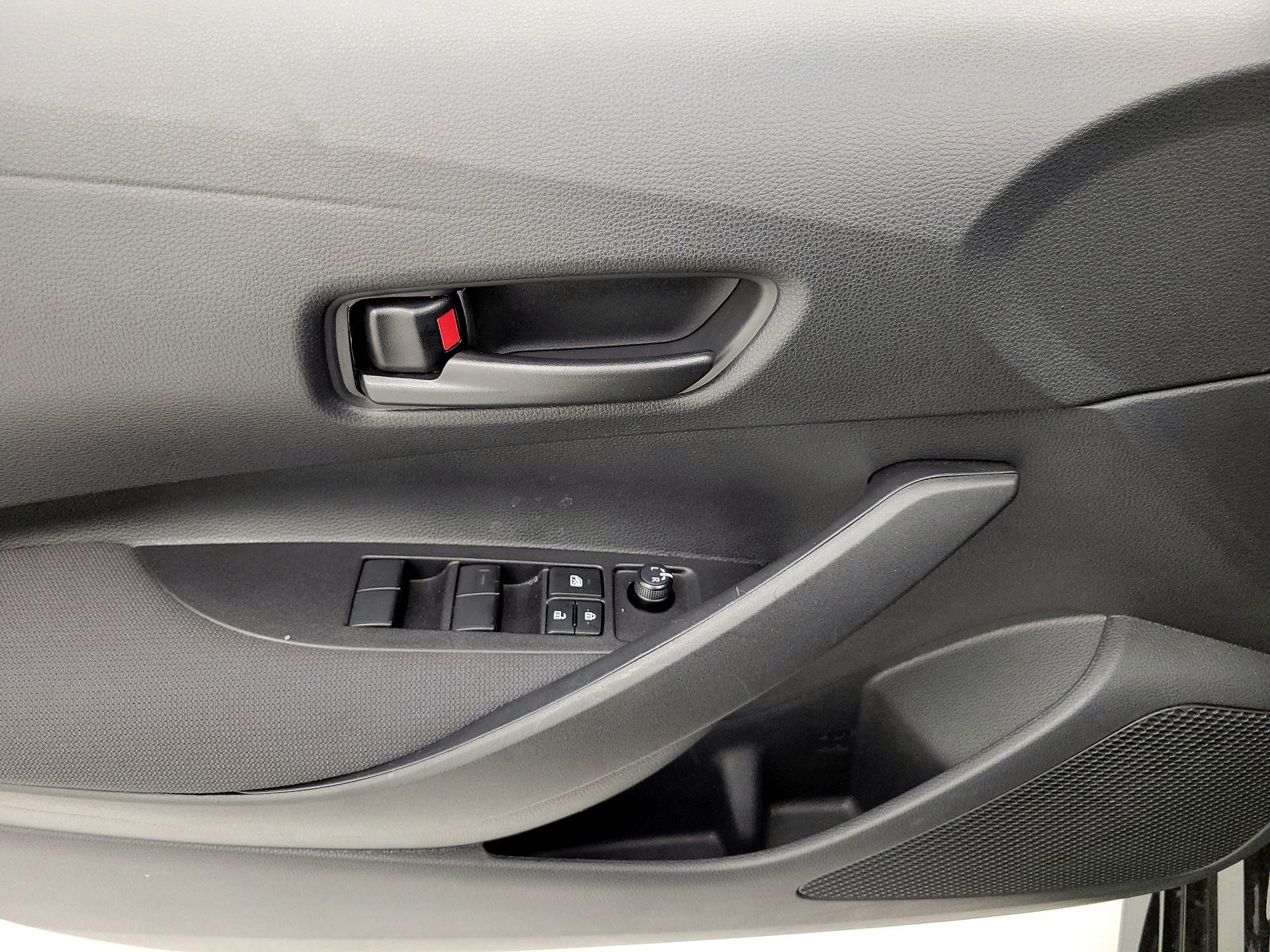 Thumbnail: 2025 Toyota Corolla - 12