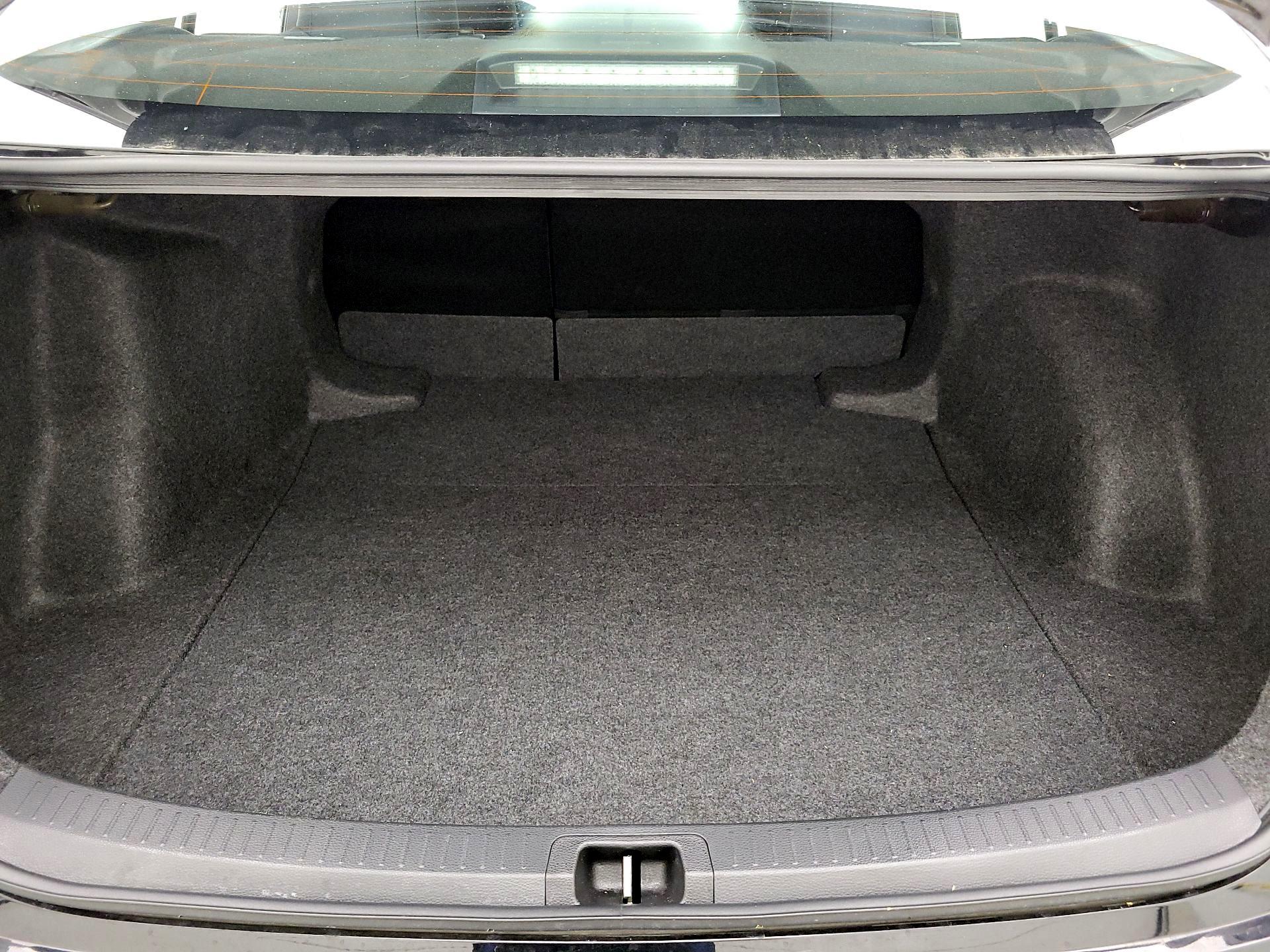 Thumbnail: 2025 Toyota Corolla - 20