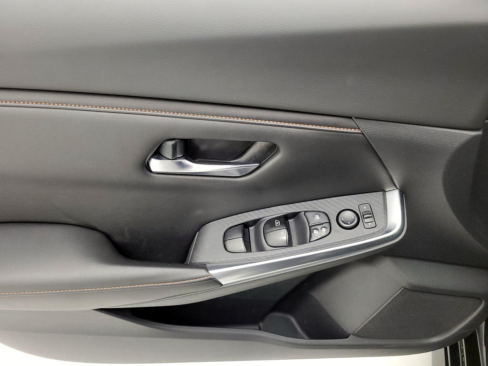 Thumbnail: 2020 Nissan Sentra - 12