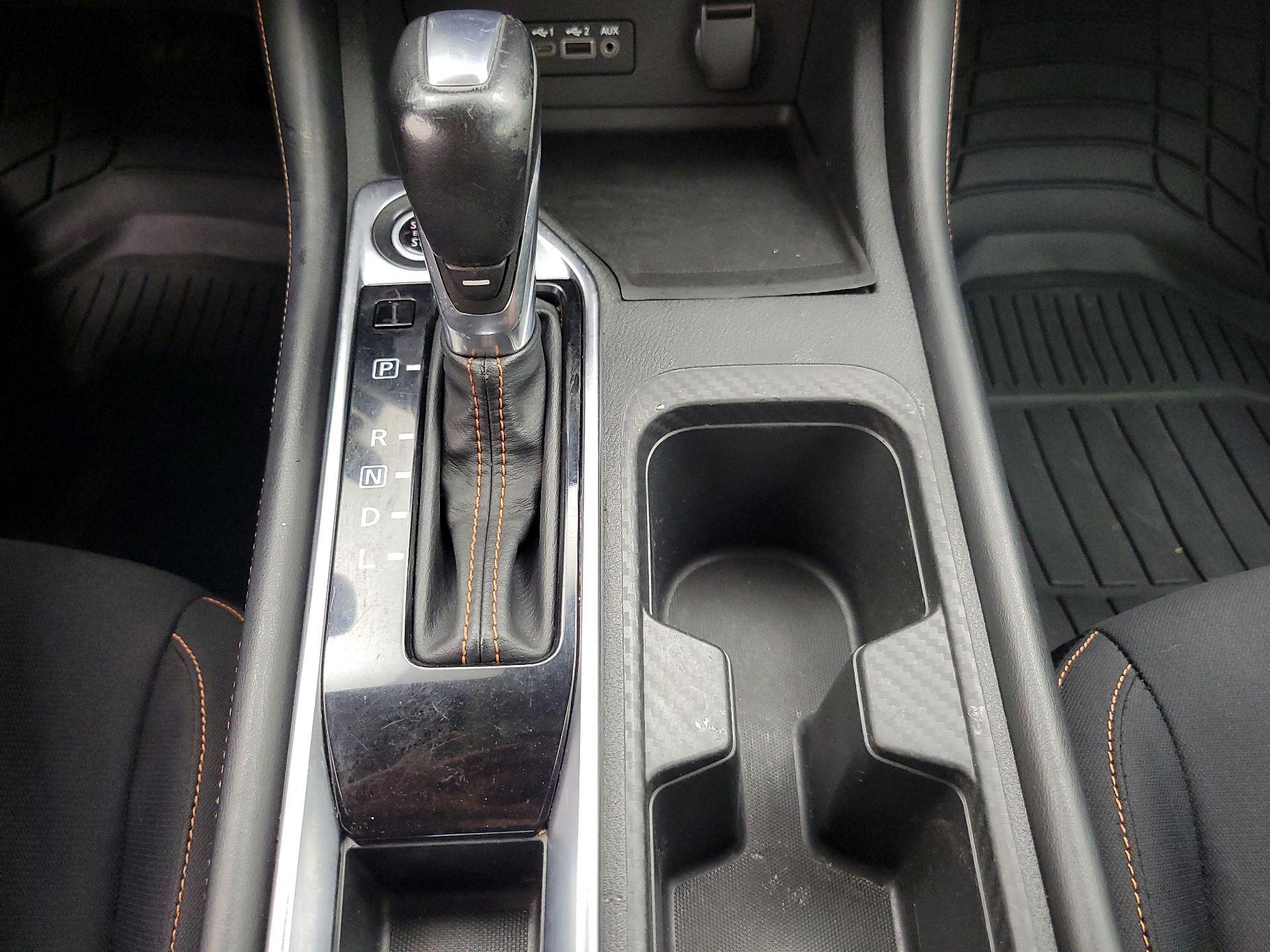 Thumbnail: 2020 Nissan Sentra - 17