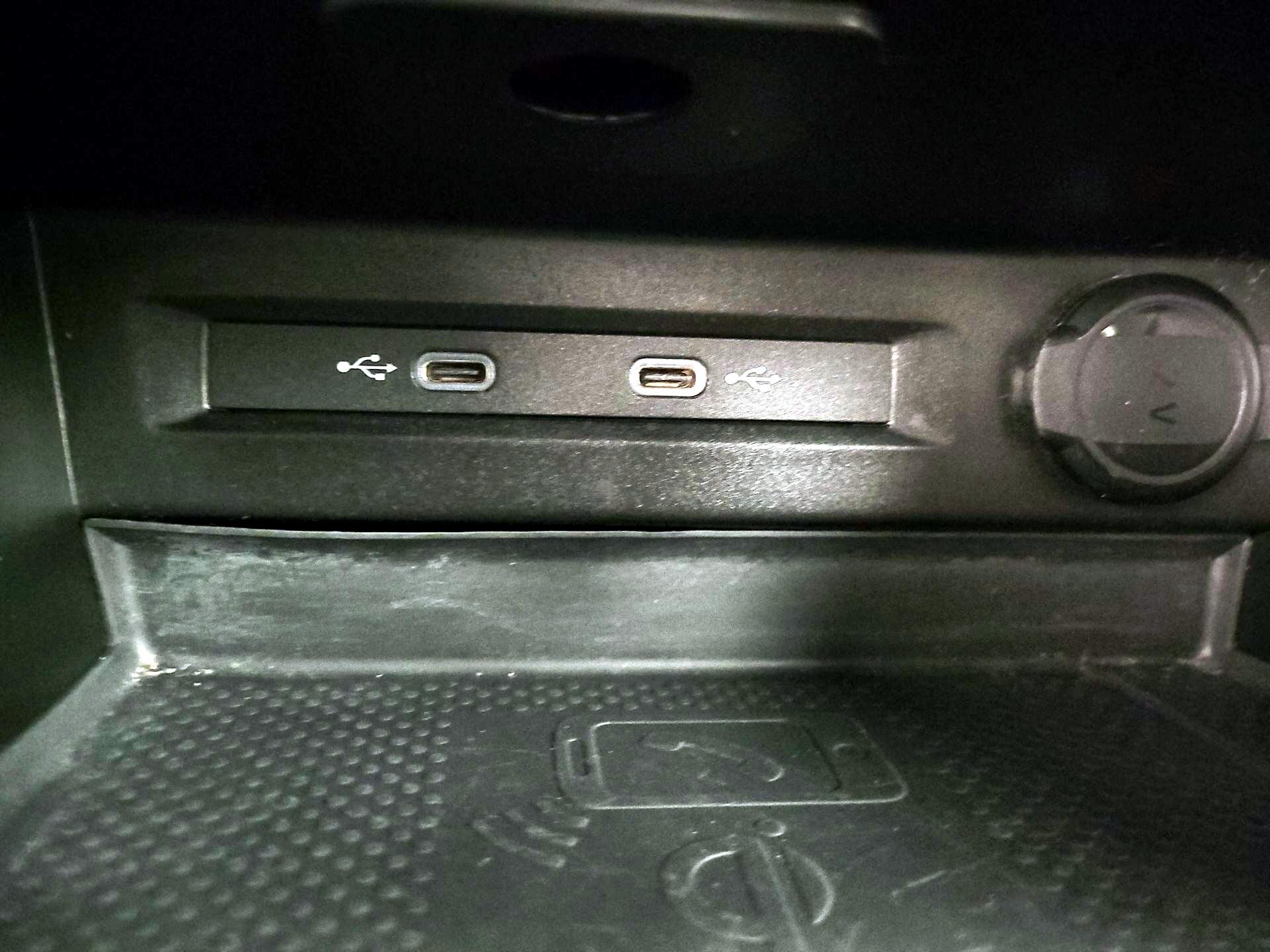 Thumbnail: 2024 Volkswagen Tiguan - 17