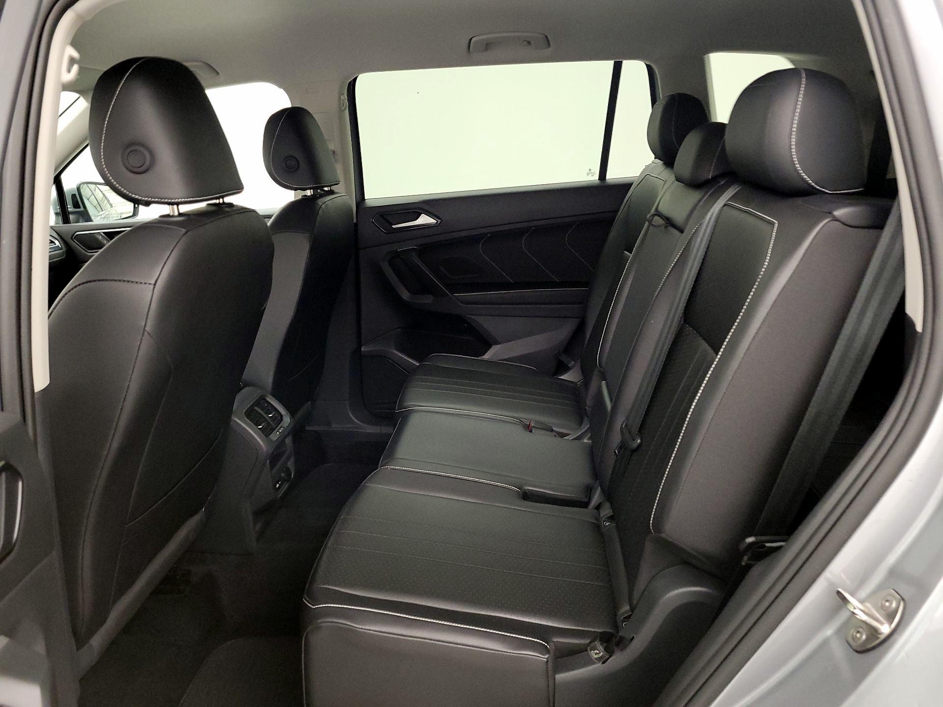 Thumbnail: 2024 Volkswagen Tiguan - 18