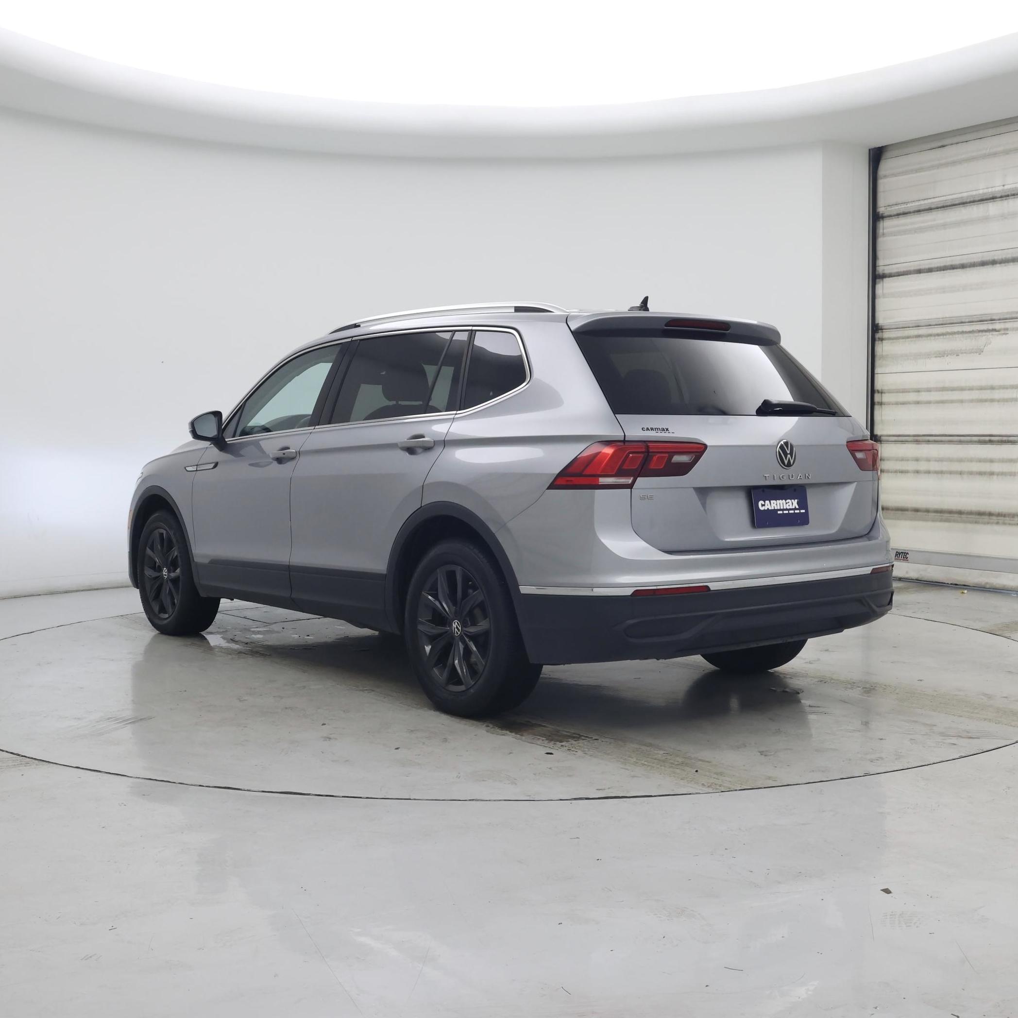 Thumbnail: 2024 Volkswagen Tiguan - 2