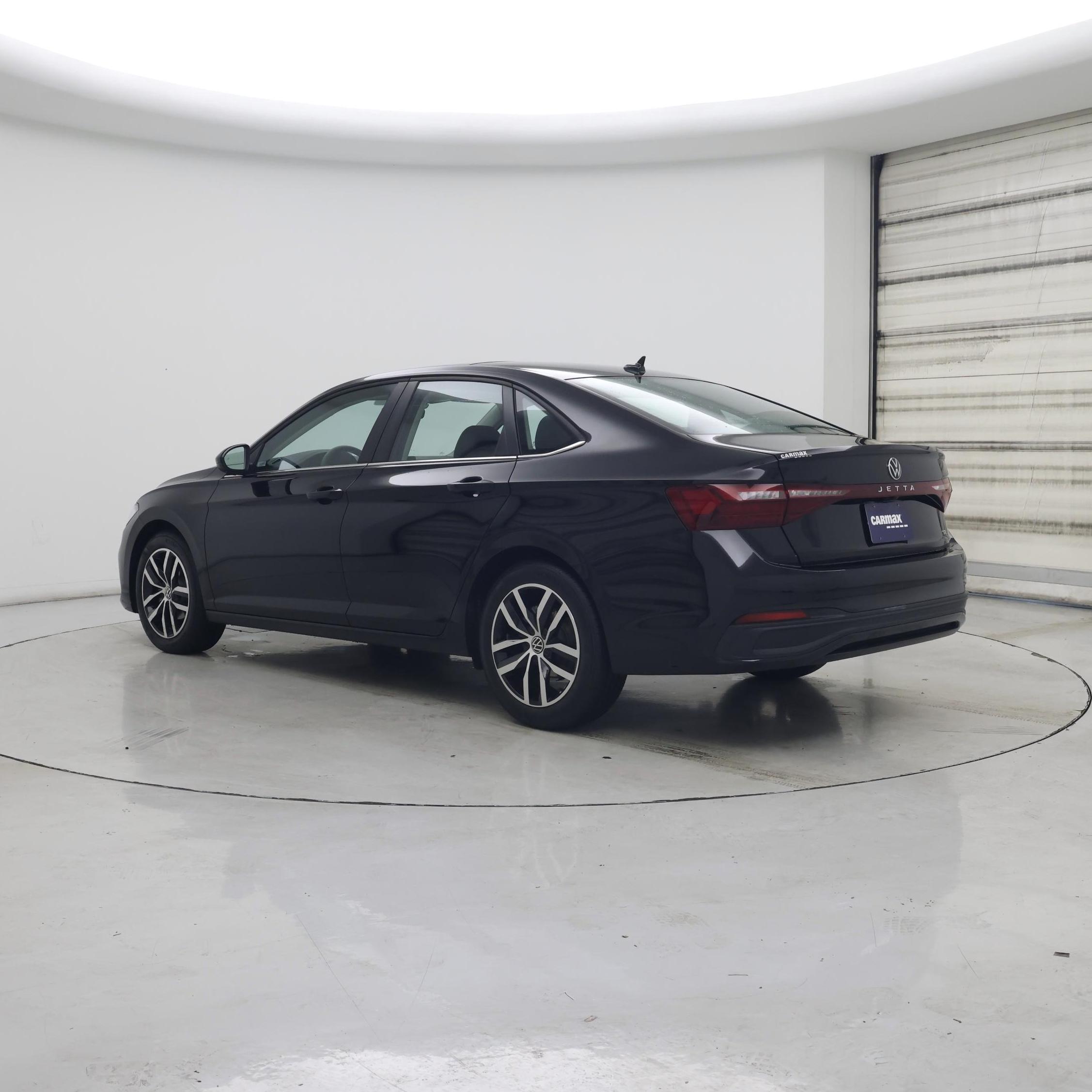 Thumbnail: 2025 Volkswagen Jetta - 2