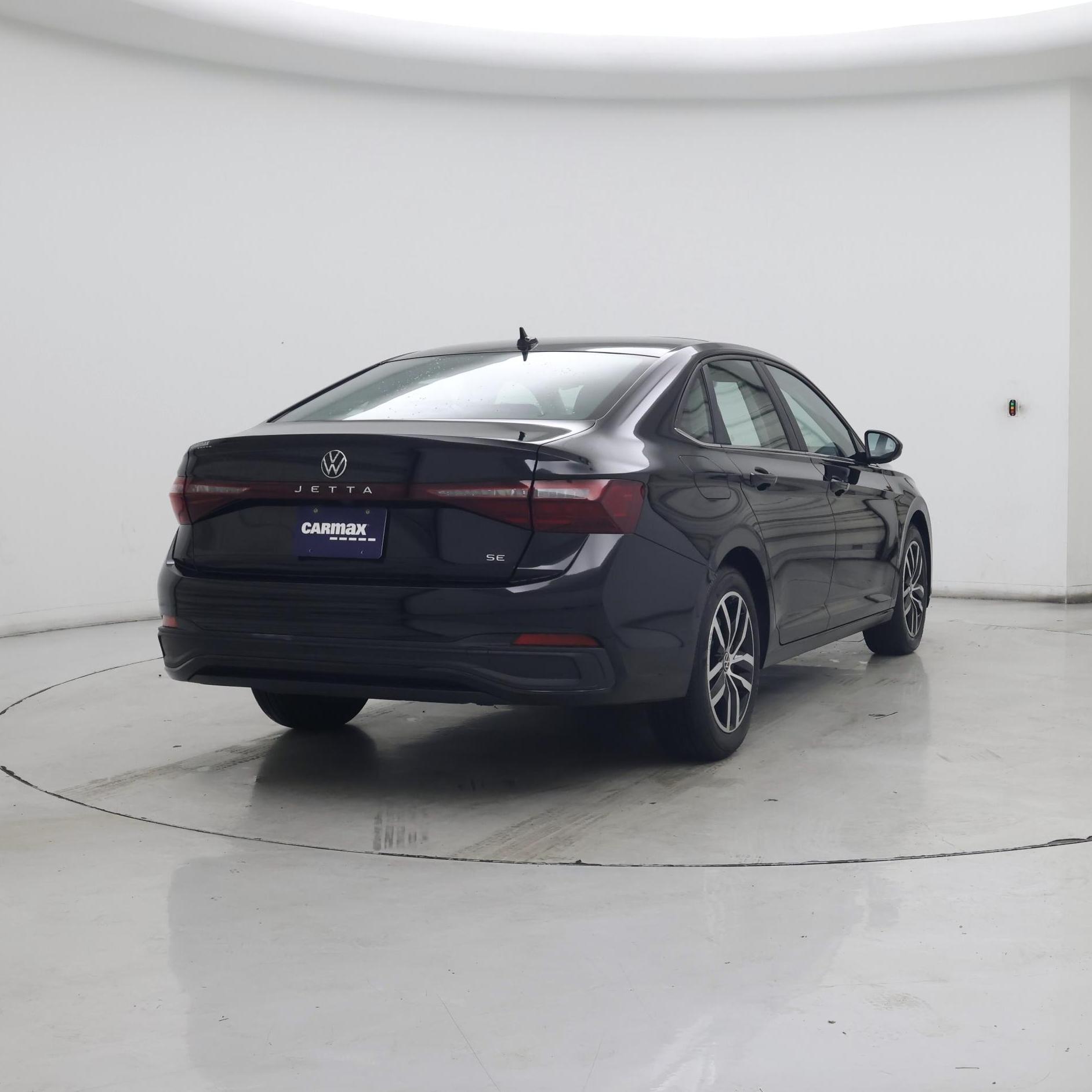 Thumbnail: 2025 Volkswagen Jetta - 8