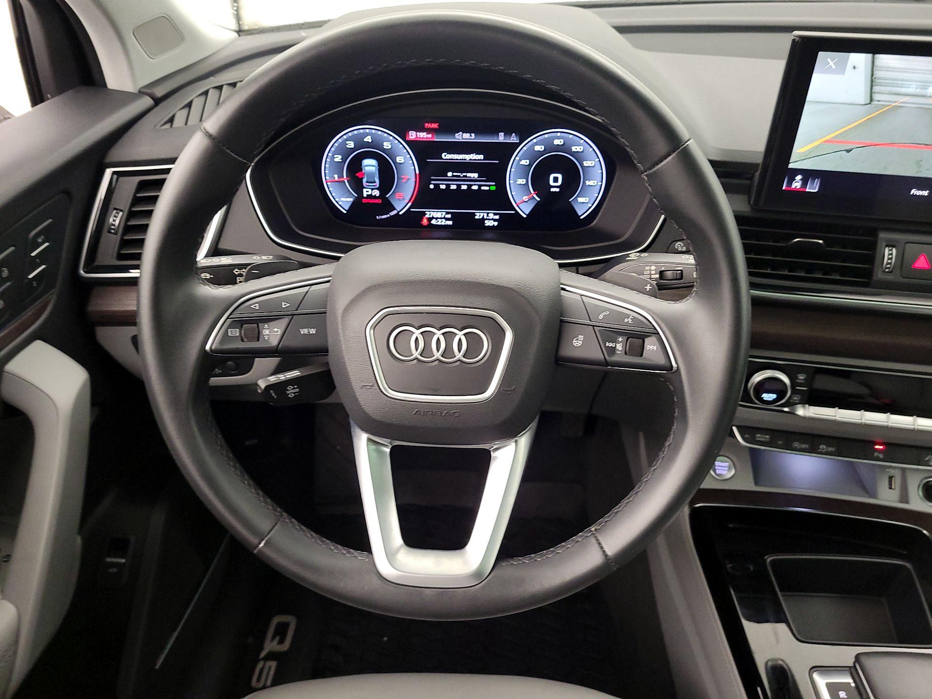 Thumbnail: 2022 Audi Q5 - 10