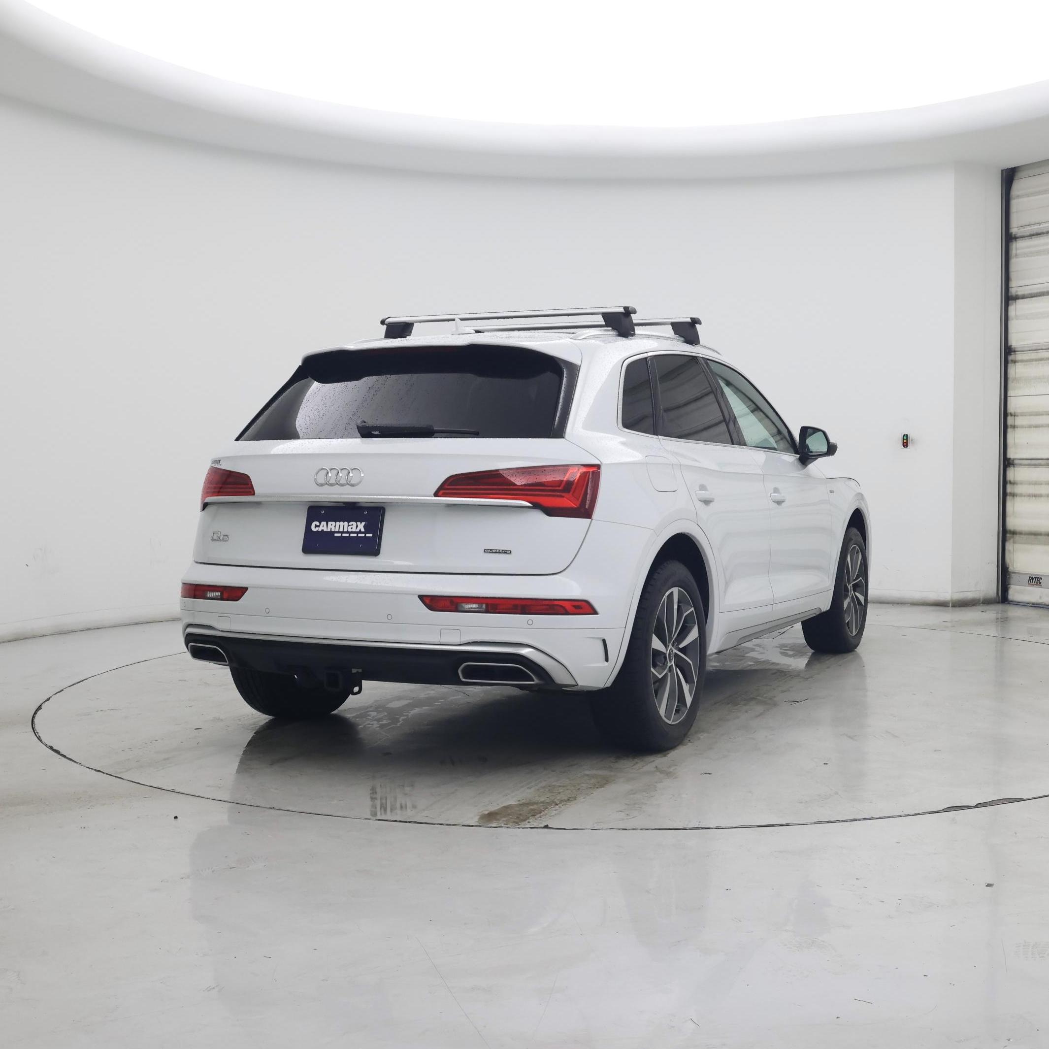 Thumbnail: 2022 Audi Q5 - 8