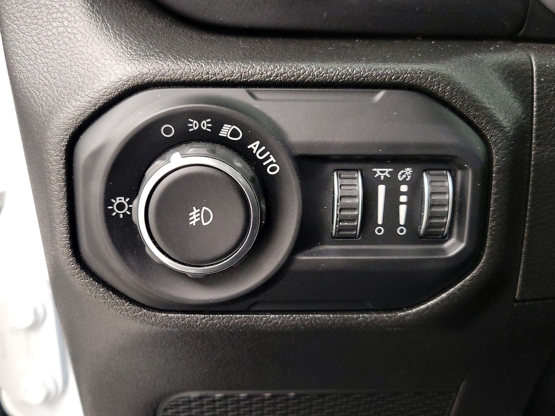 Thumbnail: 2022 Jeep Wrangler - 13