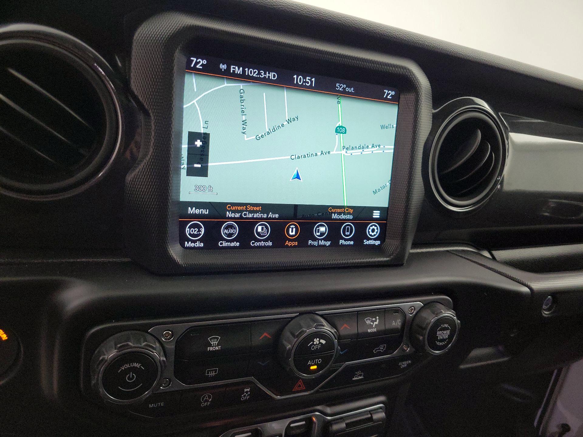 Thumbnail: 2022 Jeep Wrangler - 14