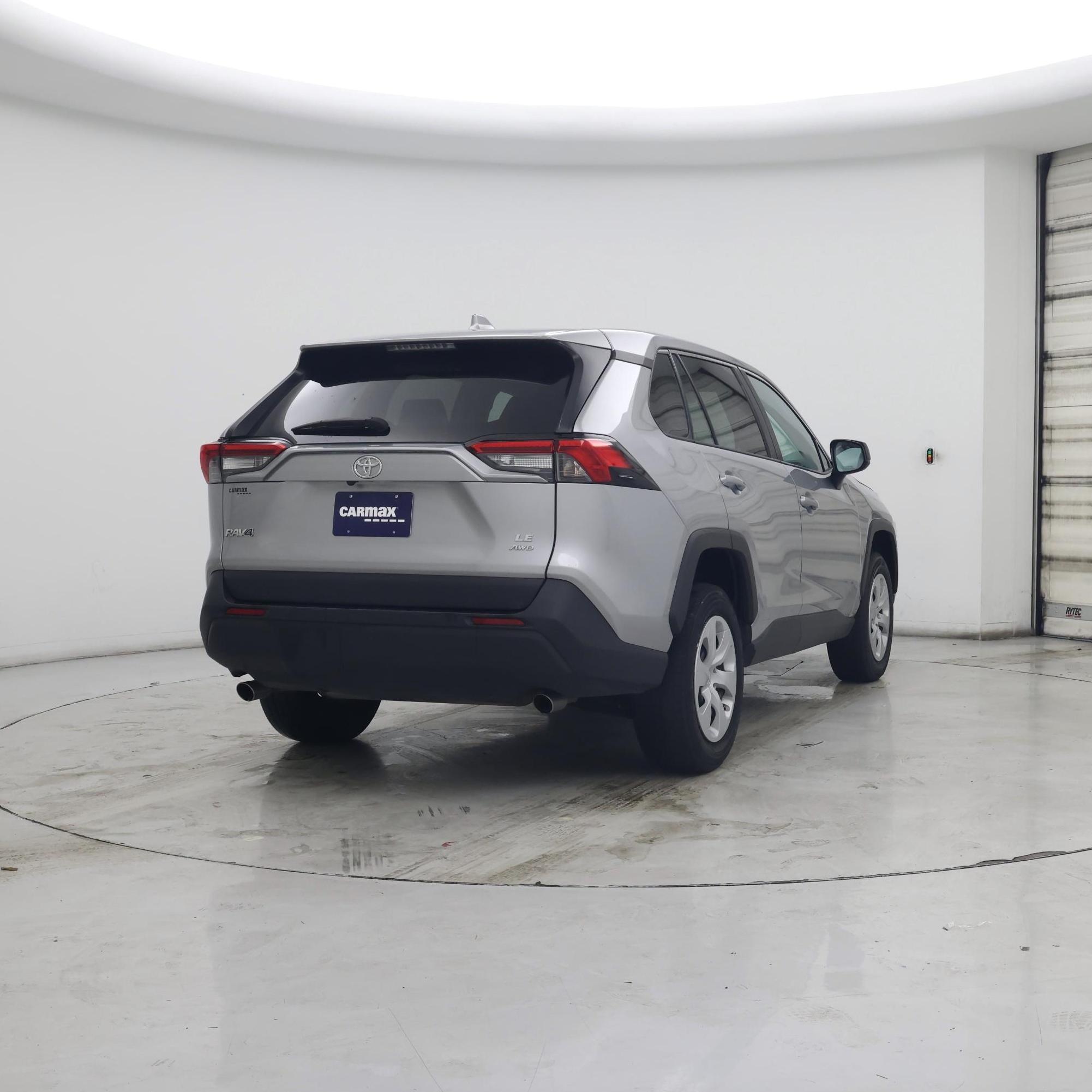 Thumbnail: 2024 Toyota RAV4 - 8