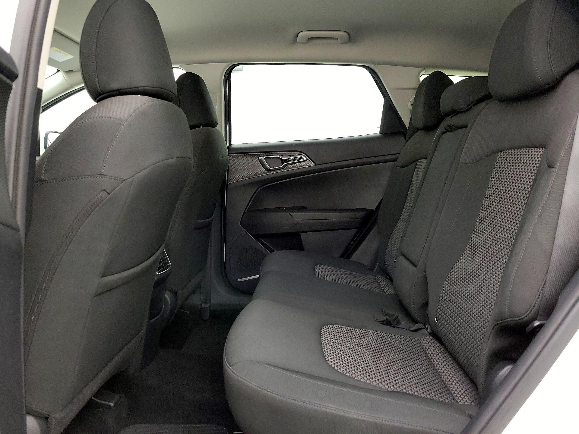 Thumbnail: 2024 Kia Sportage - 19